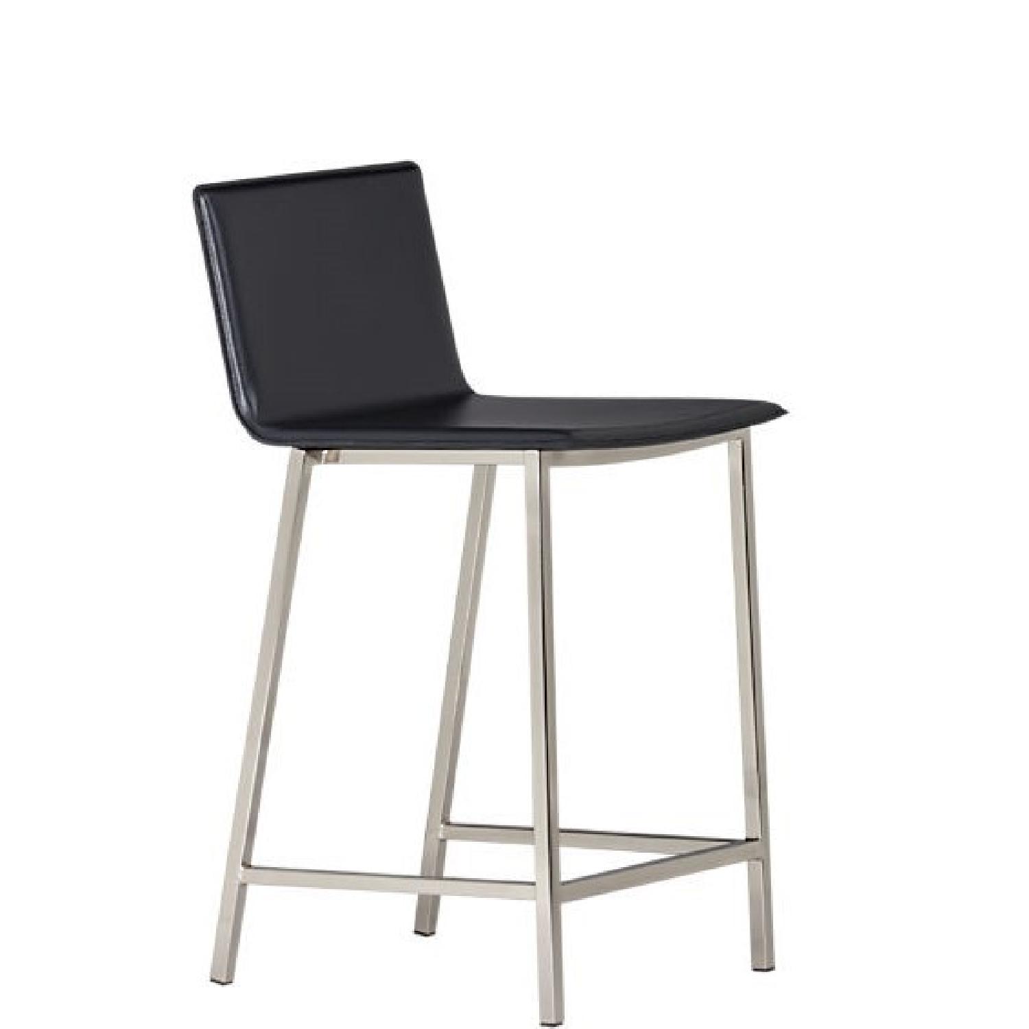 CB2 シービーツー　バースツール cb2 phoenix bar stools CB2 Phoenix Carbon Black Counter Height Bar Stools - AptDeco