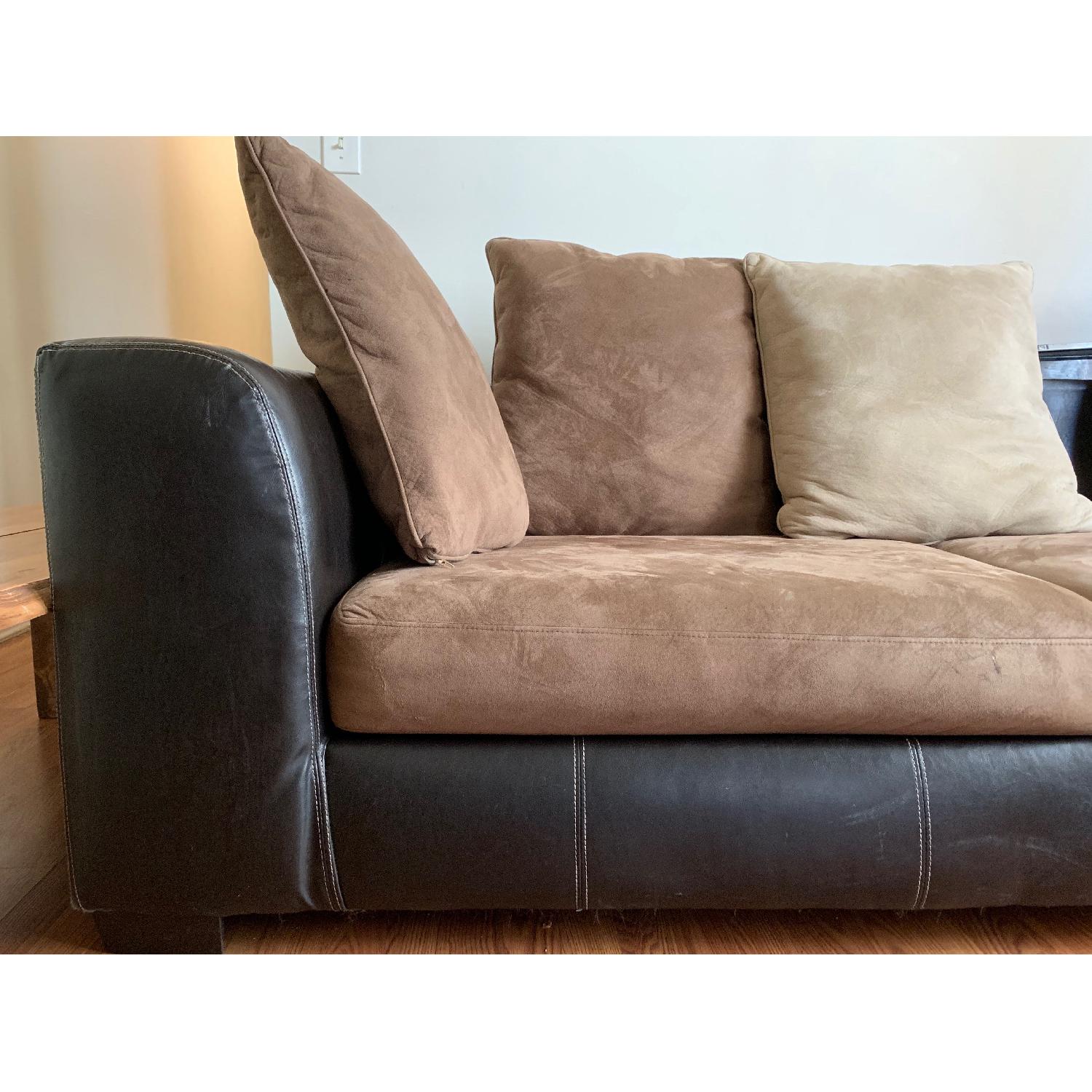 Affordable Home Furnishings Tempurpedic Sectional Sofa - image-3