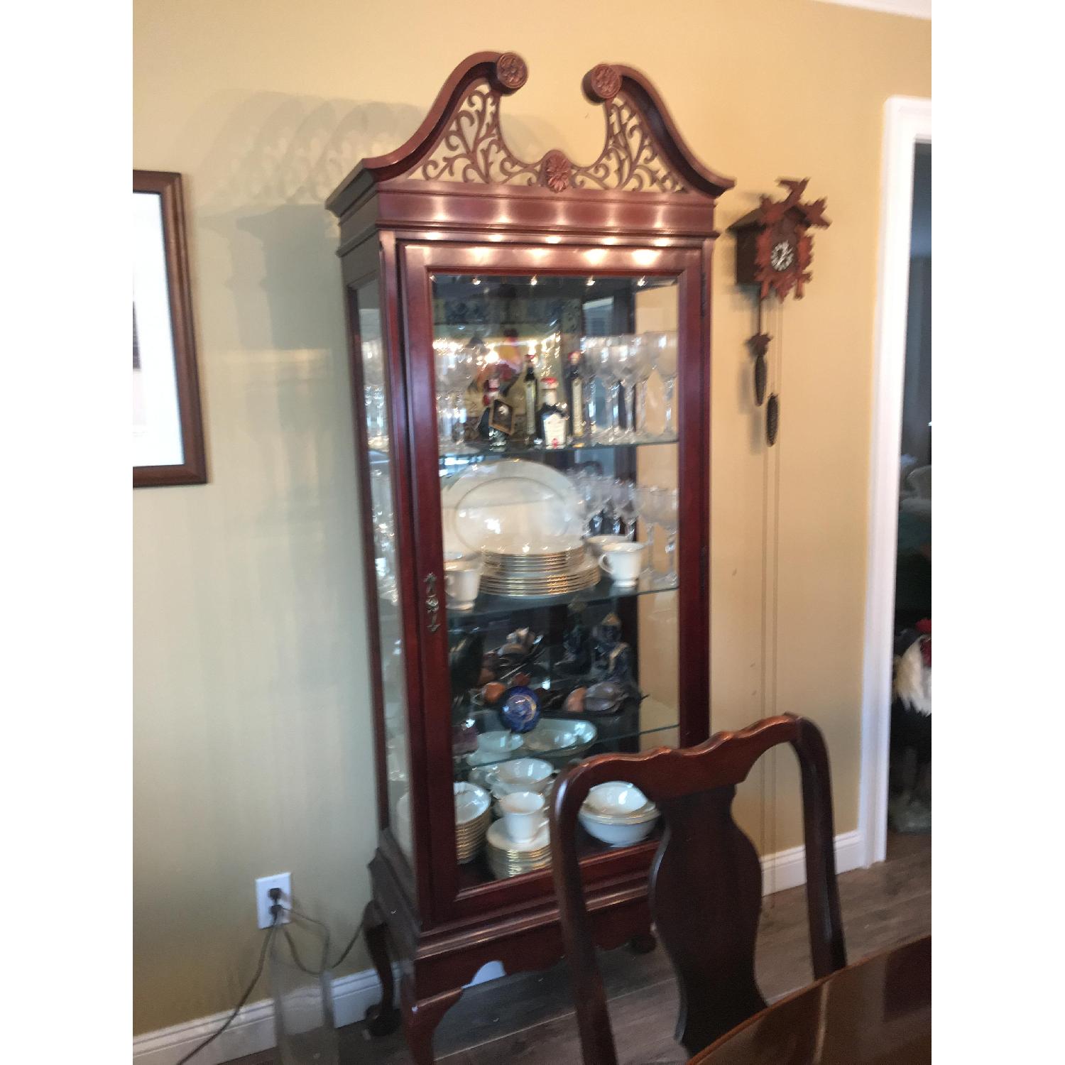 Vintage Queen Anne Style Lighted Display Cabinet - image-4