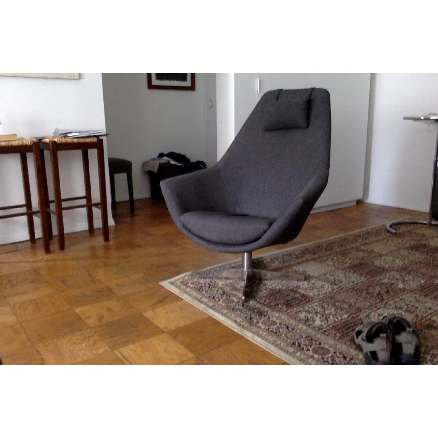 Modani Kendra Lounge Chair - image-2