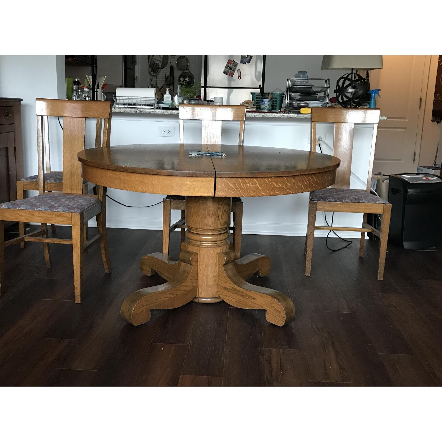 Antique Oak Pedestal Dining Table w/ 6 Chairs - image-3