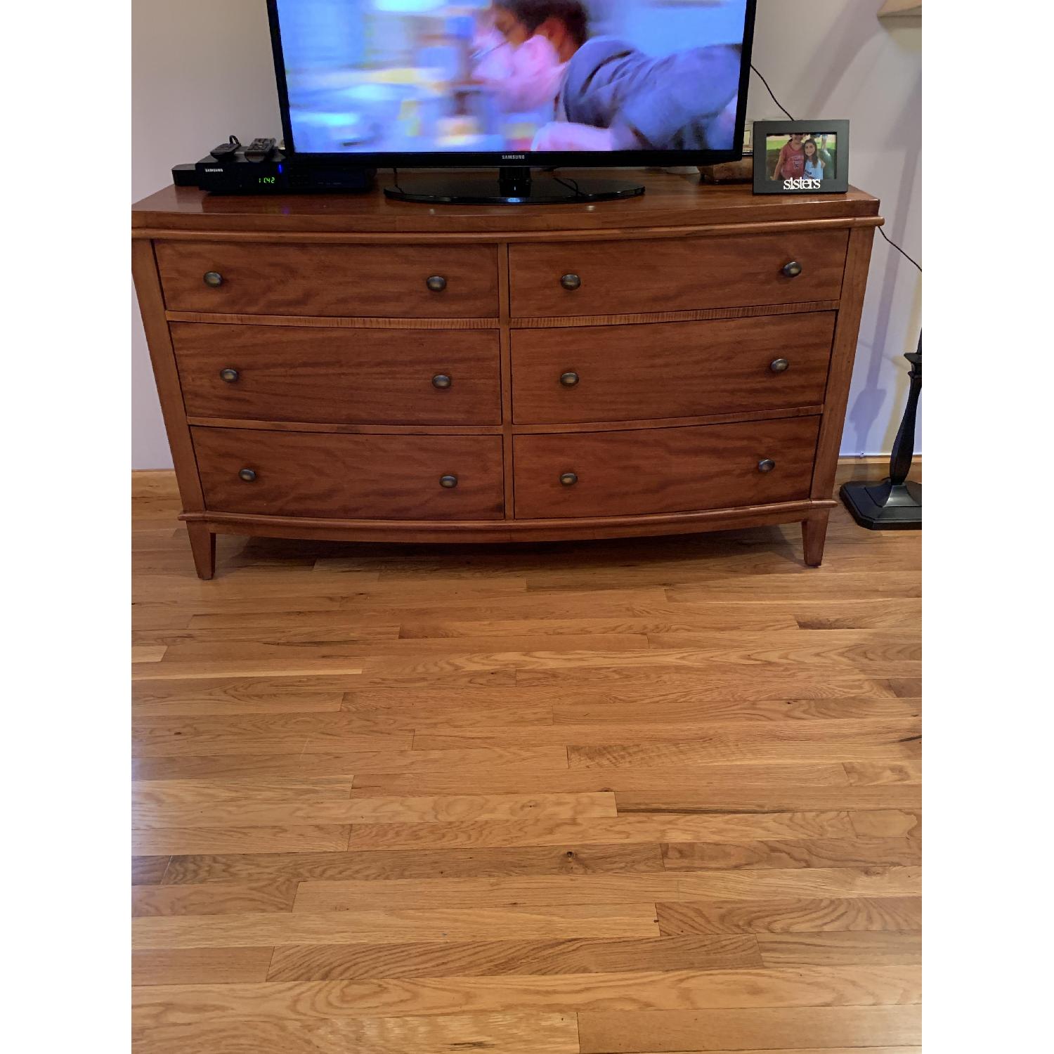 Romweber 6 Drawer Bedroom Dresser - image-1