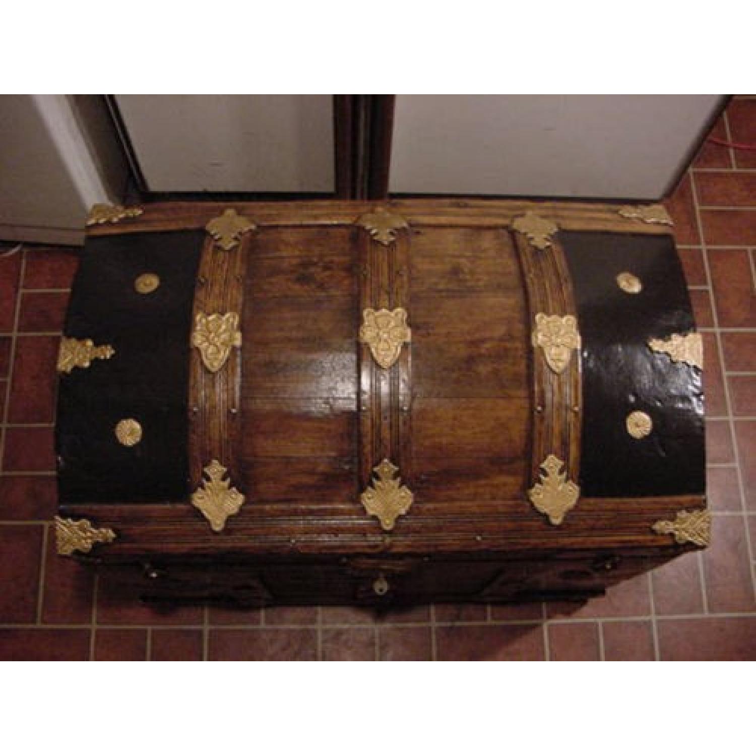 Antique Ladycomet Victorian Refinished Dome Top Steamer Trunk - image-3
