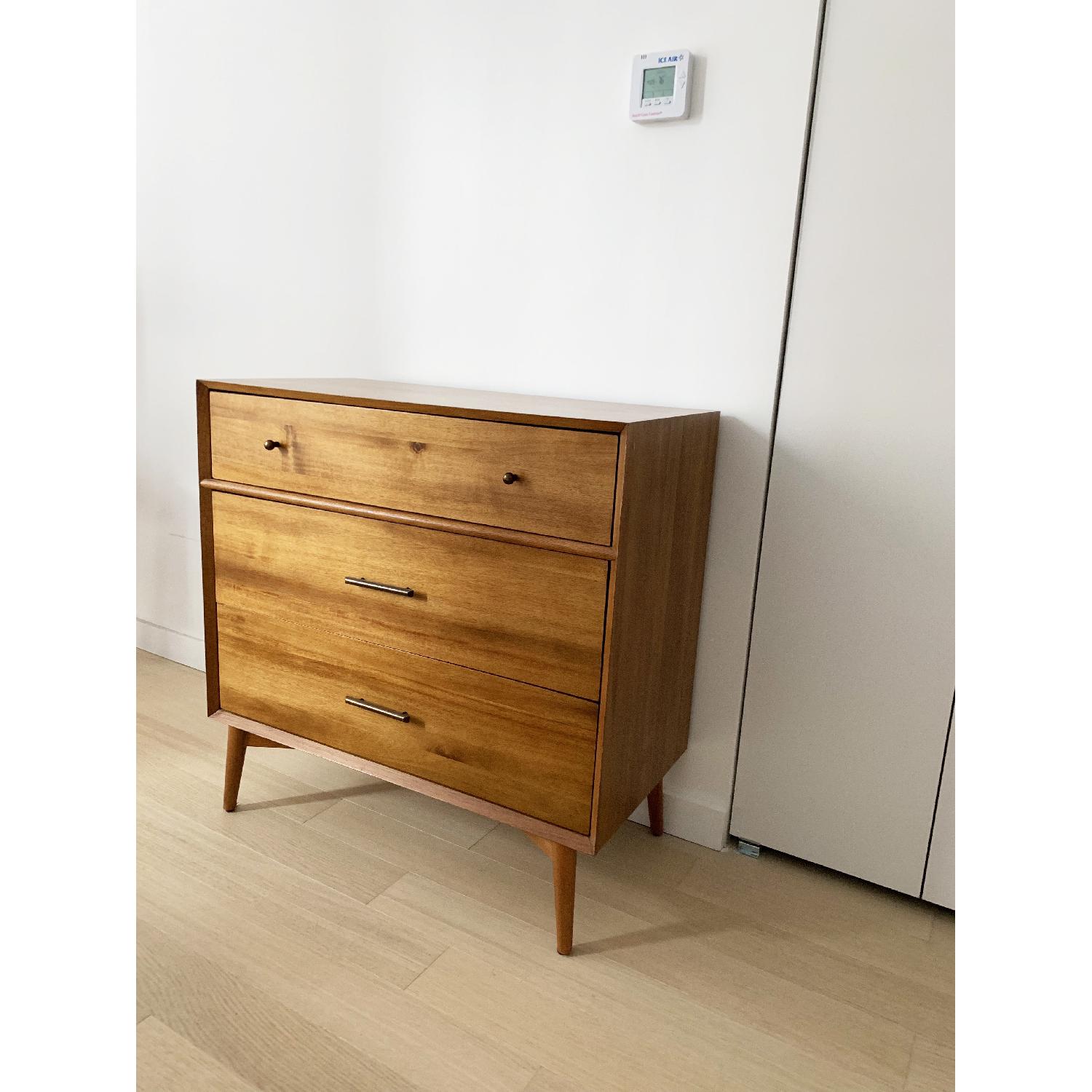 West Elm Mid Century 3 Drawer Dresser Aptdeco