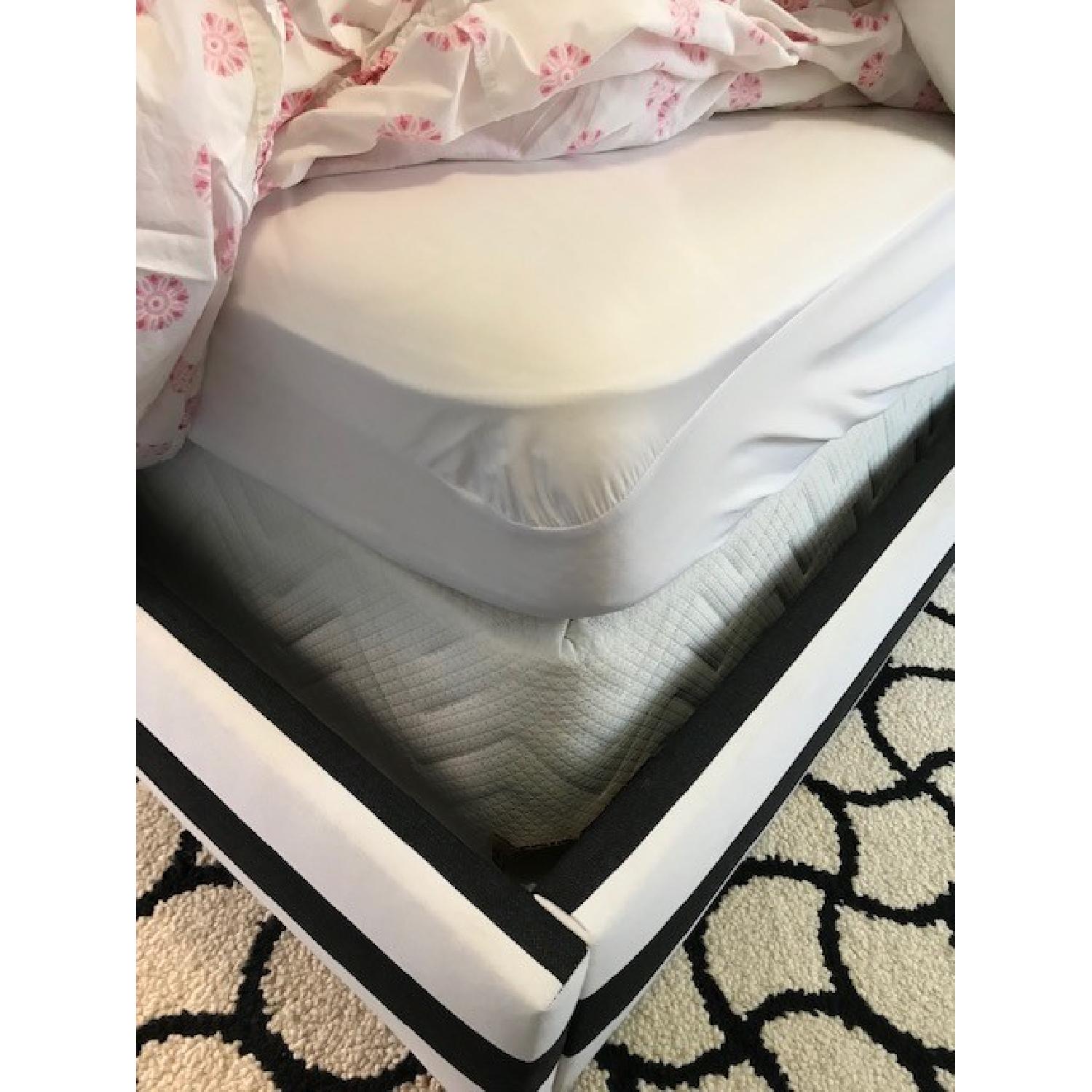 Ethan Allen Dream Time Collection Twin Bed - image-5