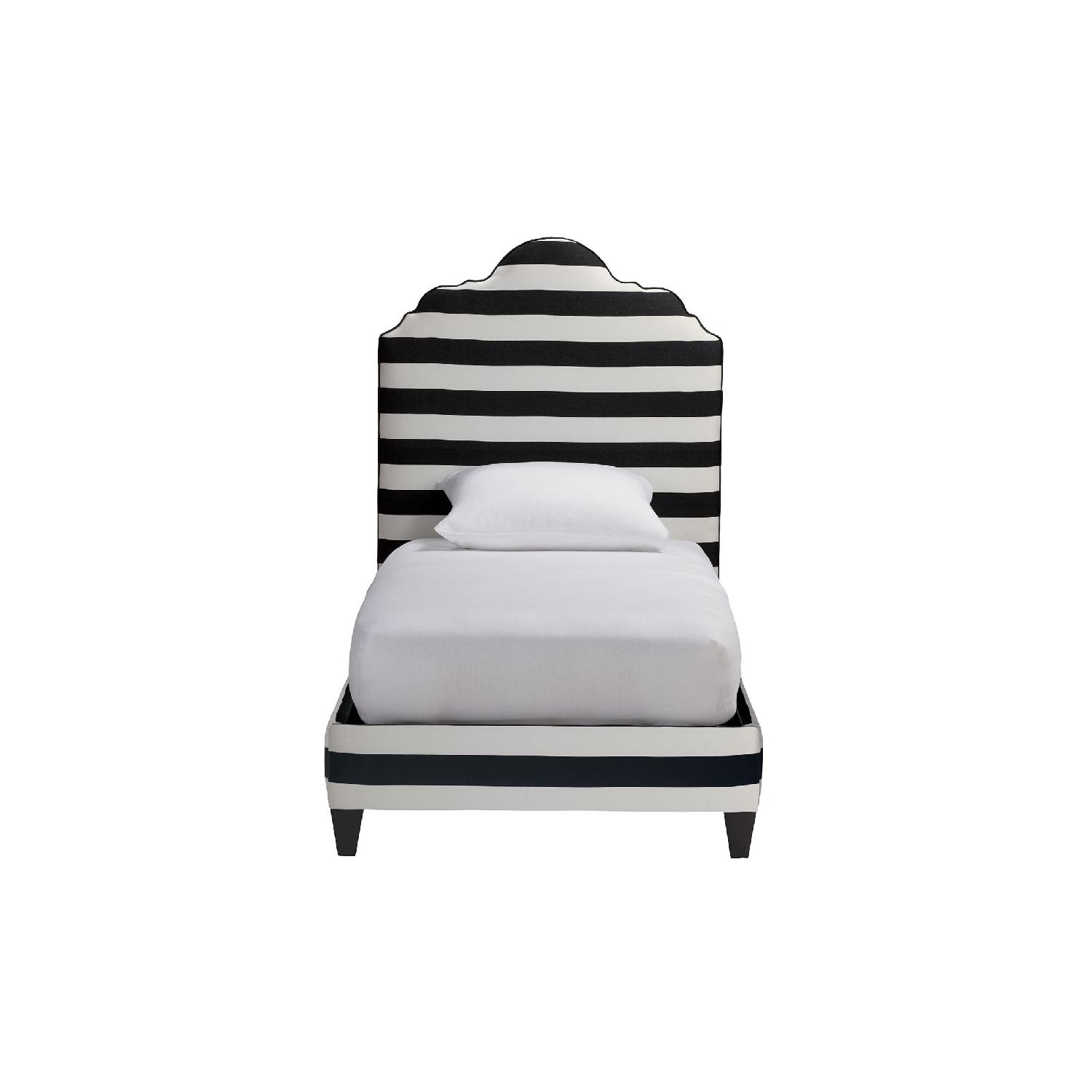 Ethan Allen Dream Time Collection Twin Bed - image-0