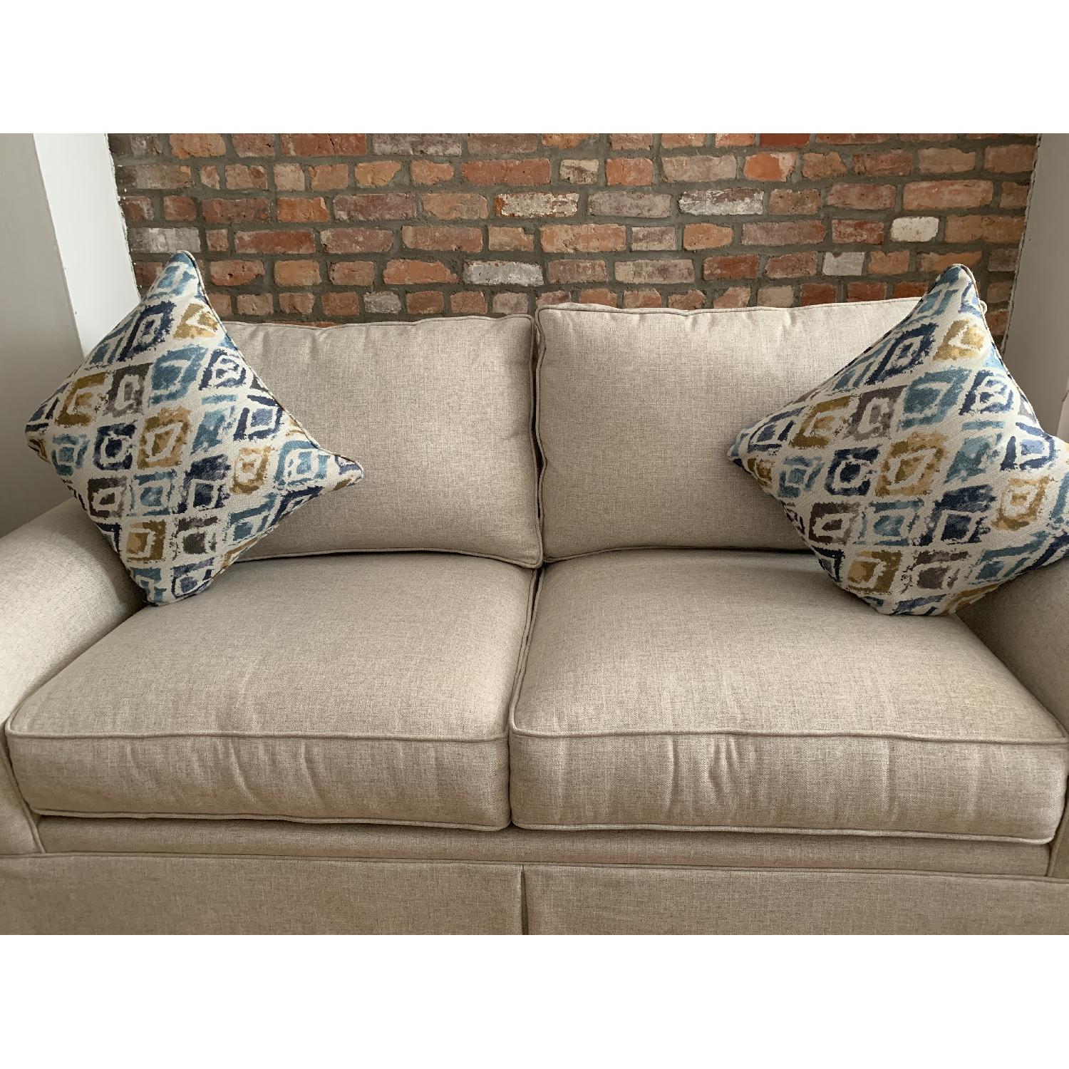 Raymour and Flanigan Lundie Full Sleeper Sofa - image-6