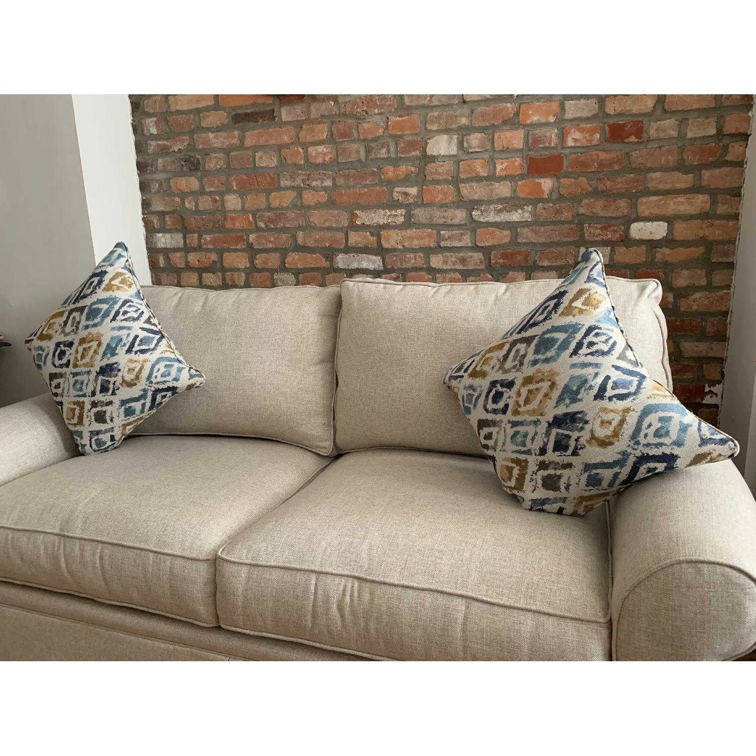 Raymour and Flanigan Lundie Full Sleeper Sofa - image-7