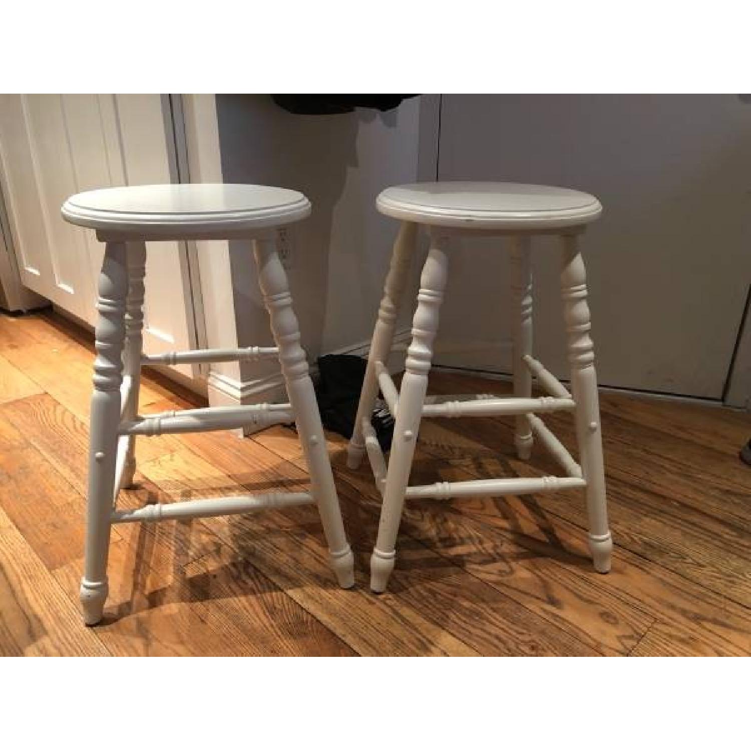 Beachcrest Home Hampton White Bar Stools - image-2