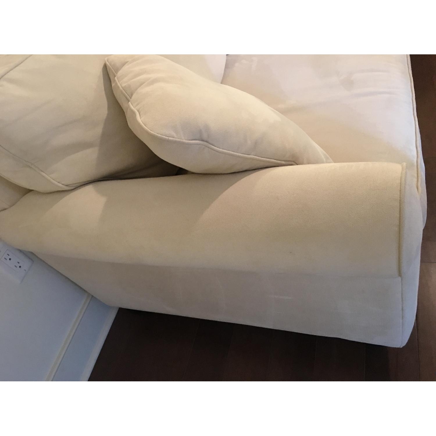 Haverty's Sectional Sofa - image-3