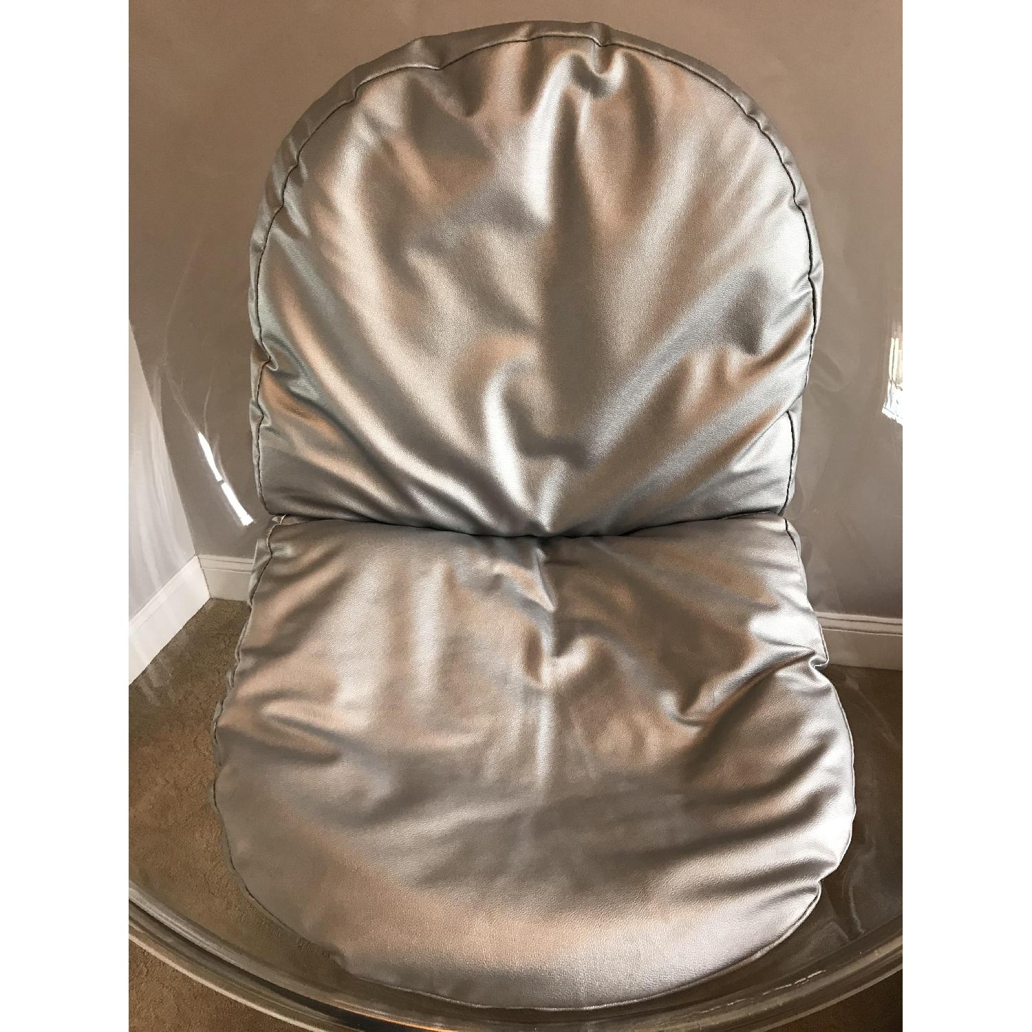 Eero Aarnio Bubble Chair - image-3