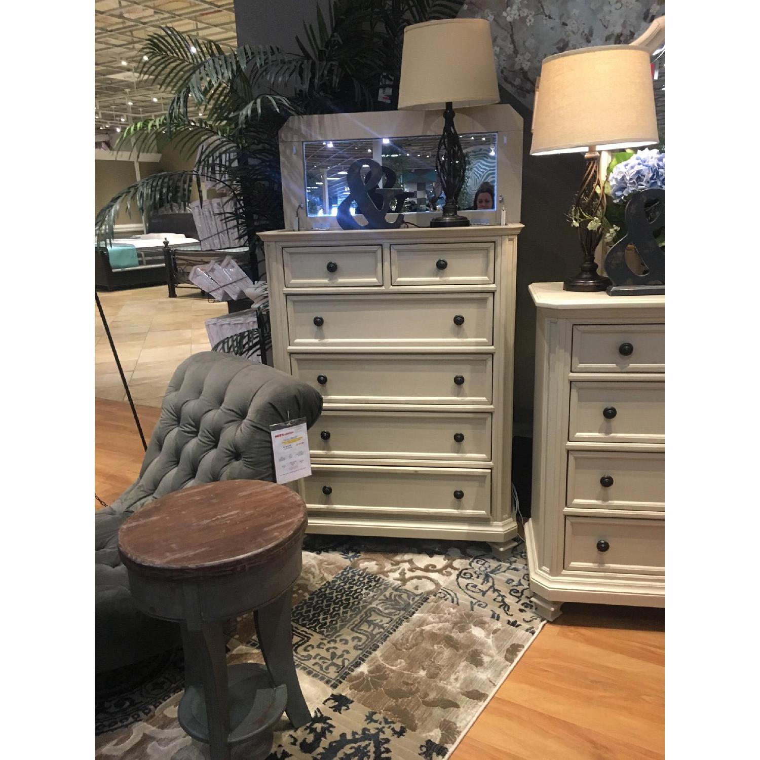 Bob's Euro Cottage Chest - image-3