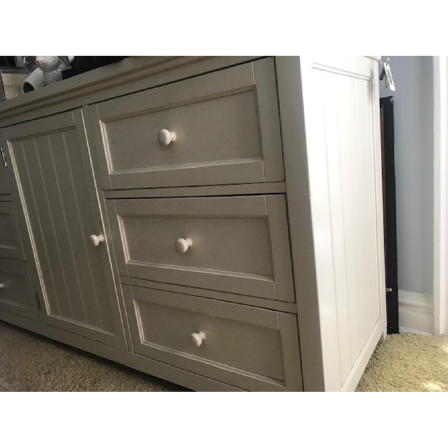 Pottery Barn Beadboard 6 Drawer Dresser w/ Cabinet Door ...