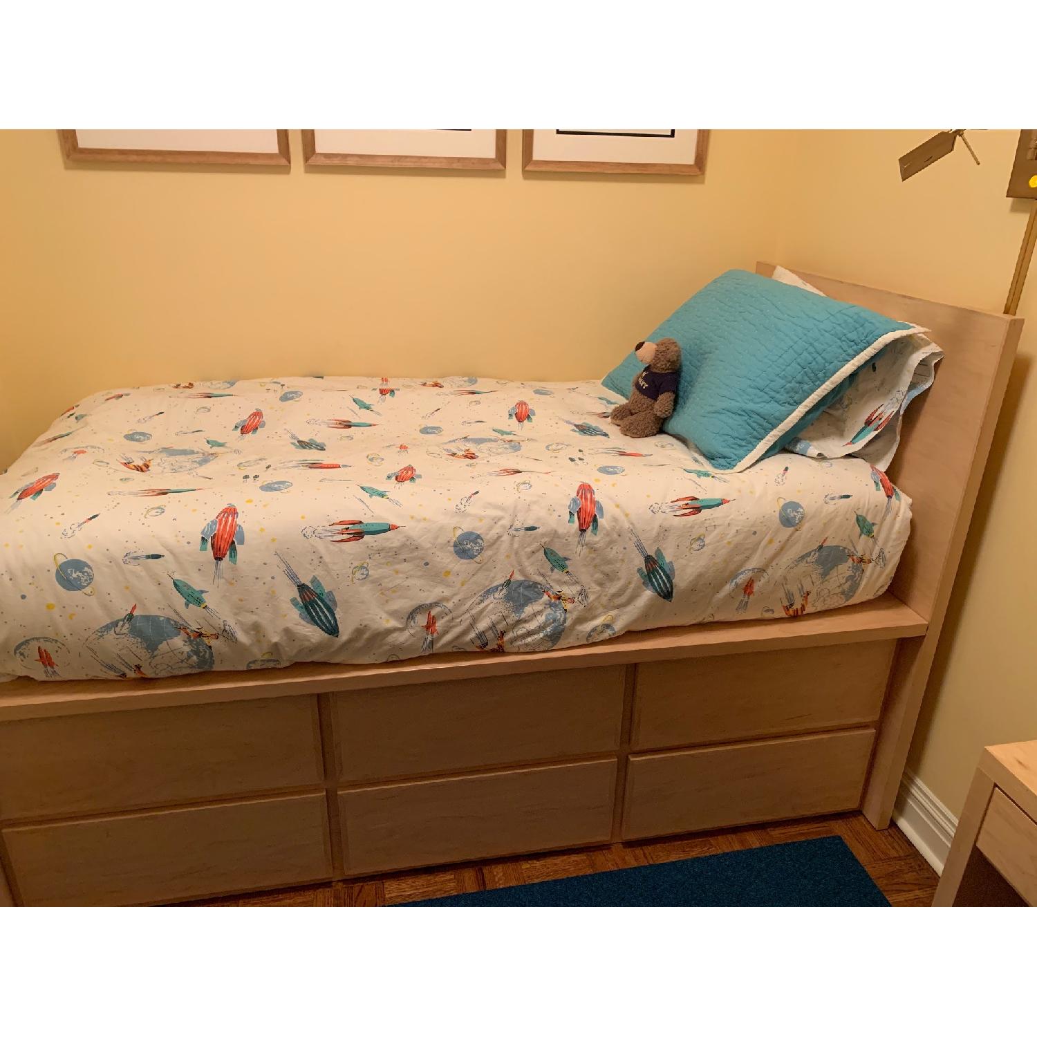 Urban Green Solid Maple Twin Storage Bed - image-3