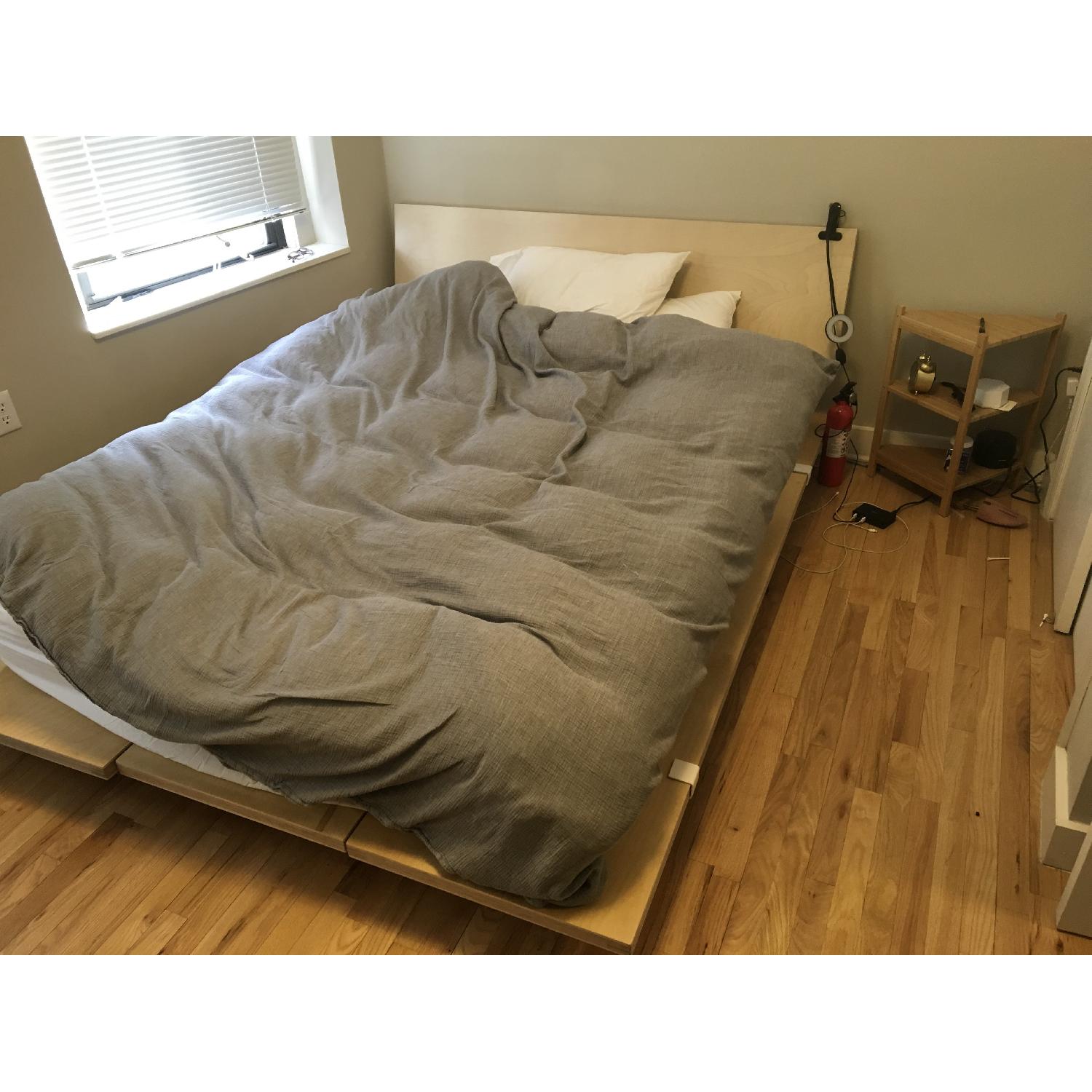 Floyd Queen Platform w/ Headboard - image-1