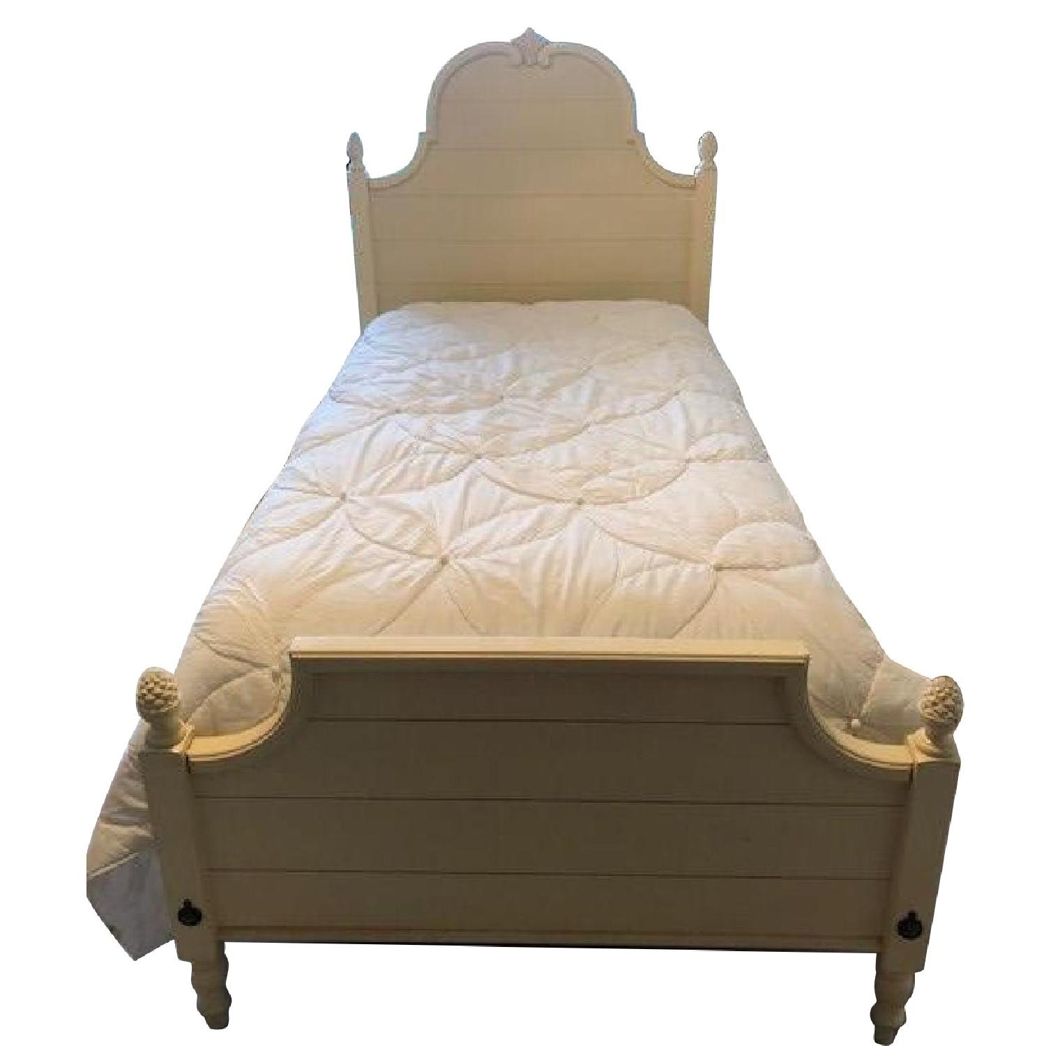 Ethan Allen Emma Twin Bed AptDeco