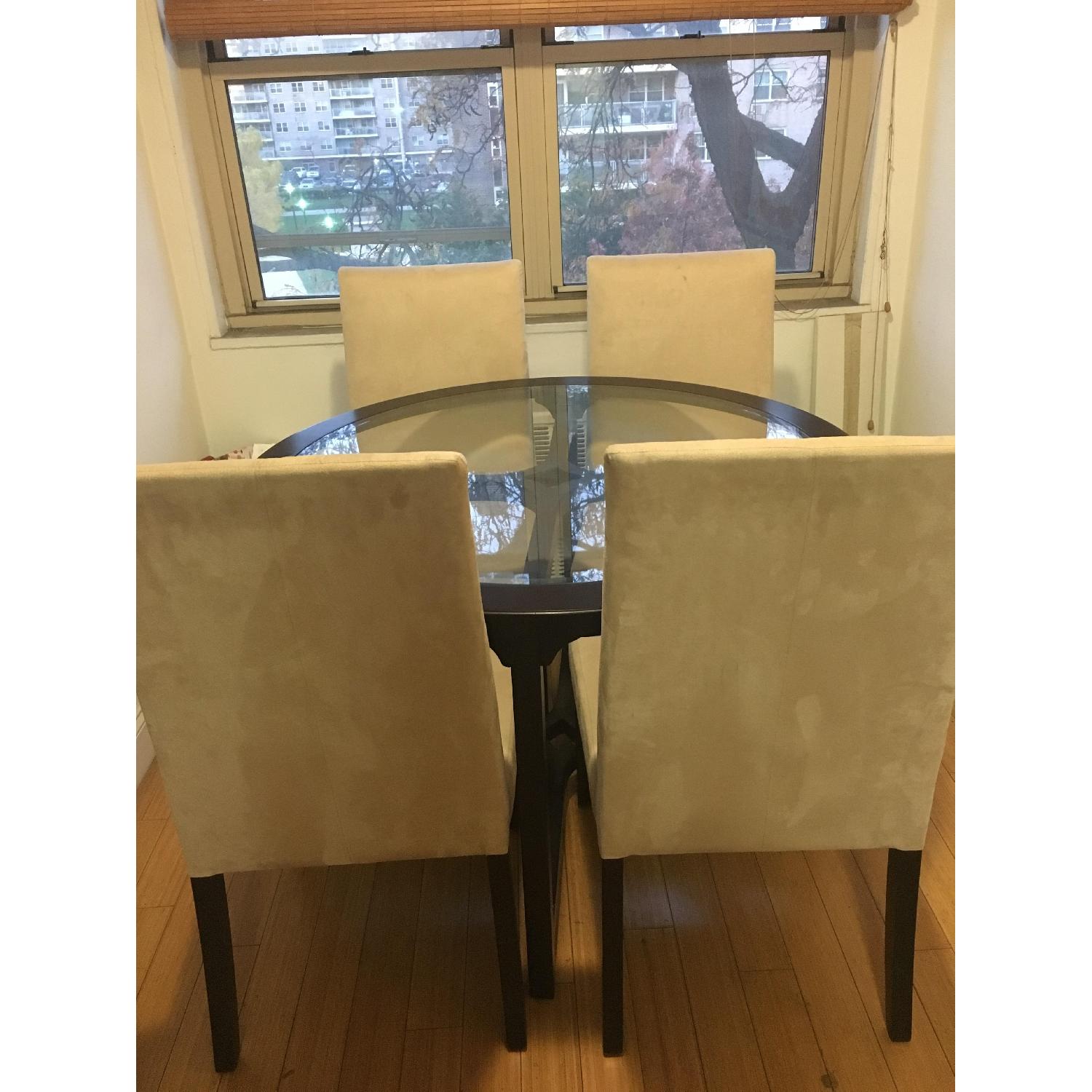 Contemporary Style Dining Table w/ 4 Chairs - image-4