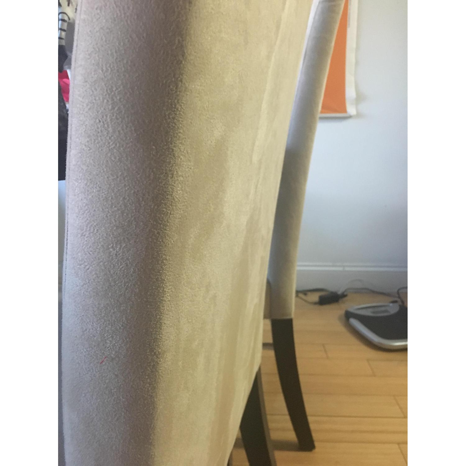 Contemporary Style Dining Table w/ 4 Chairs - image-5