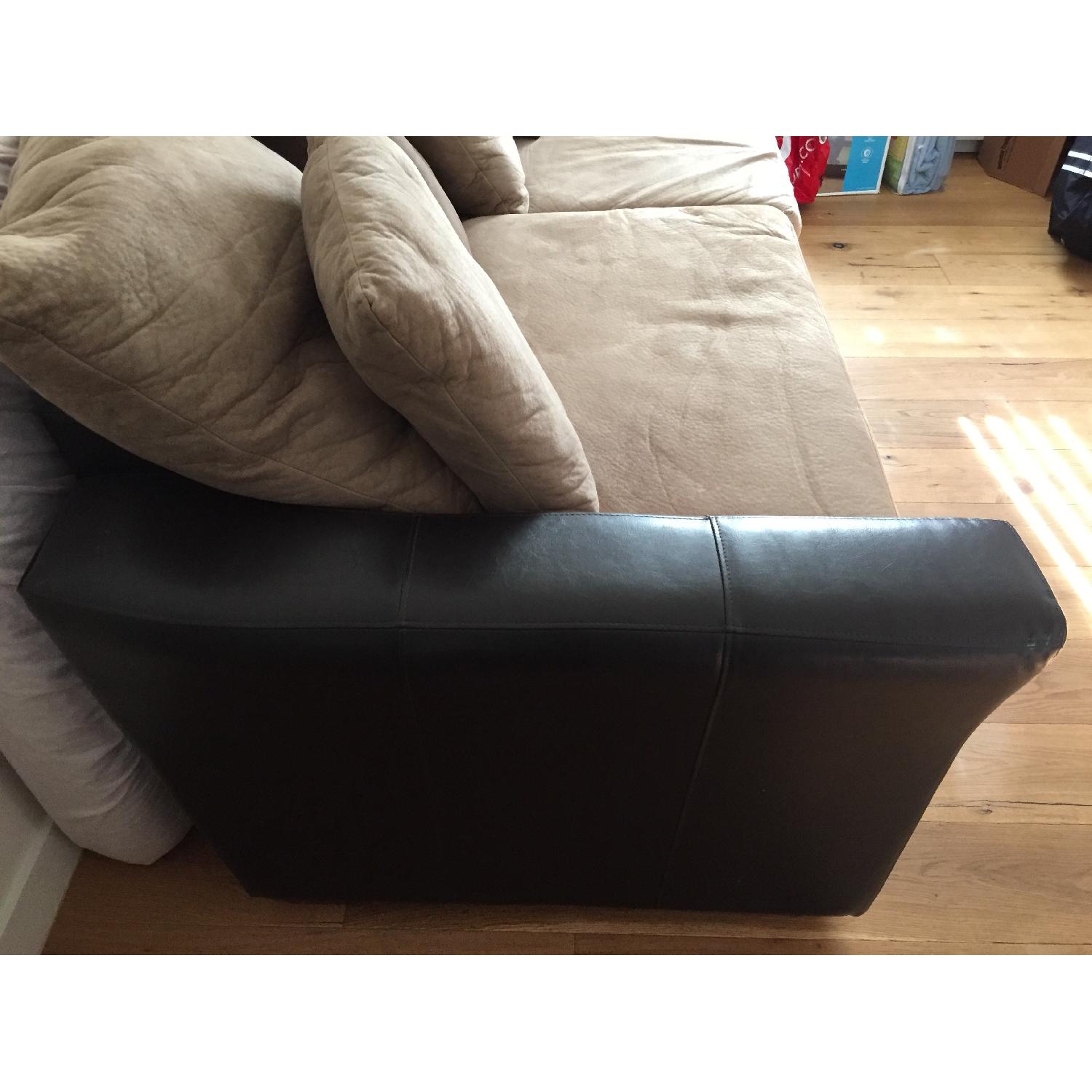 Jennifer Furniture Sleeper Sofa - image-2