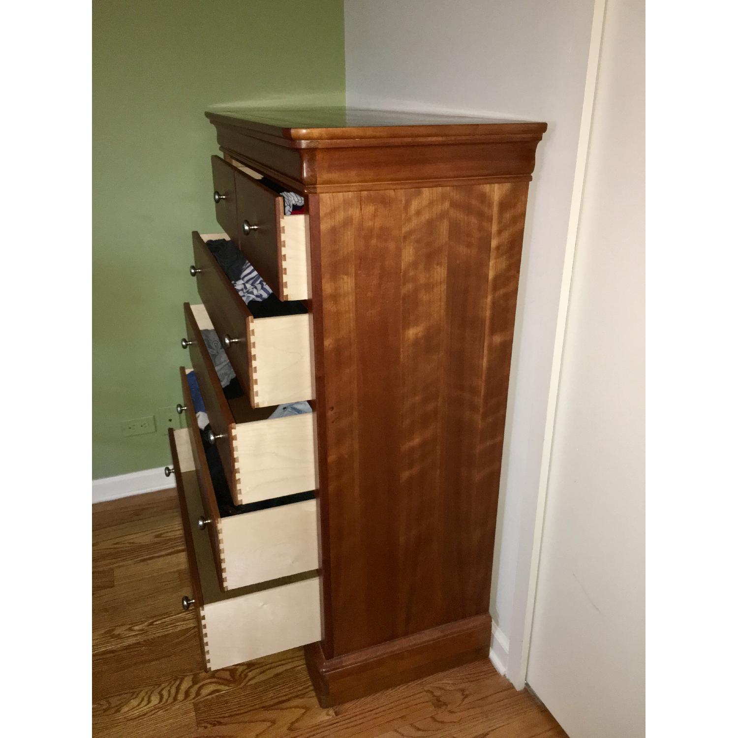 Stanley Furniture Cherry Wood 5 Drawer Dresser/Chest - image-3