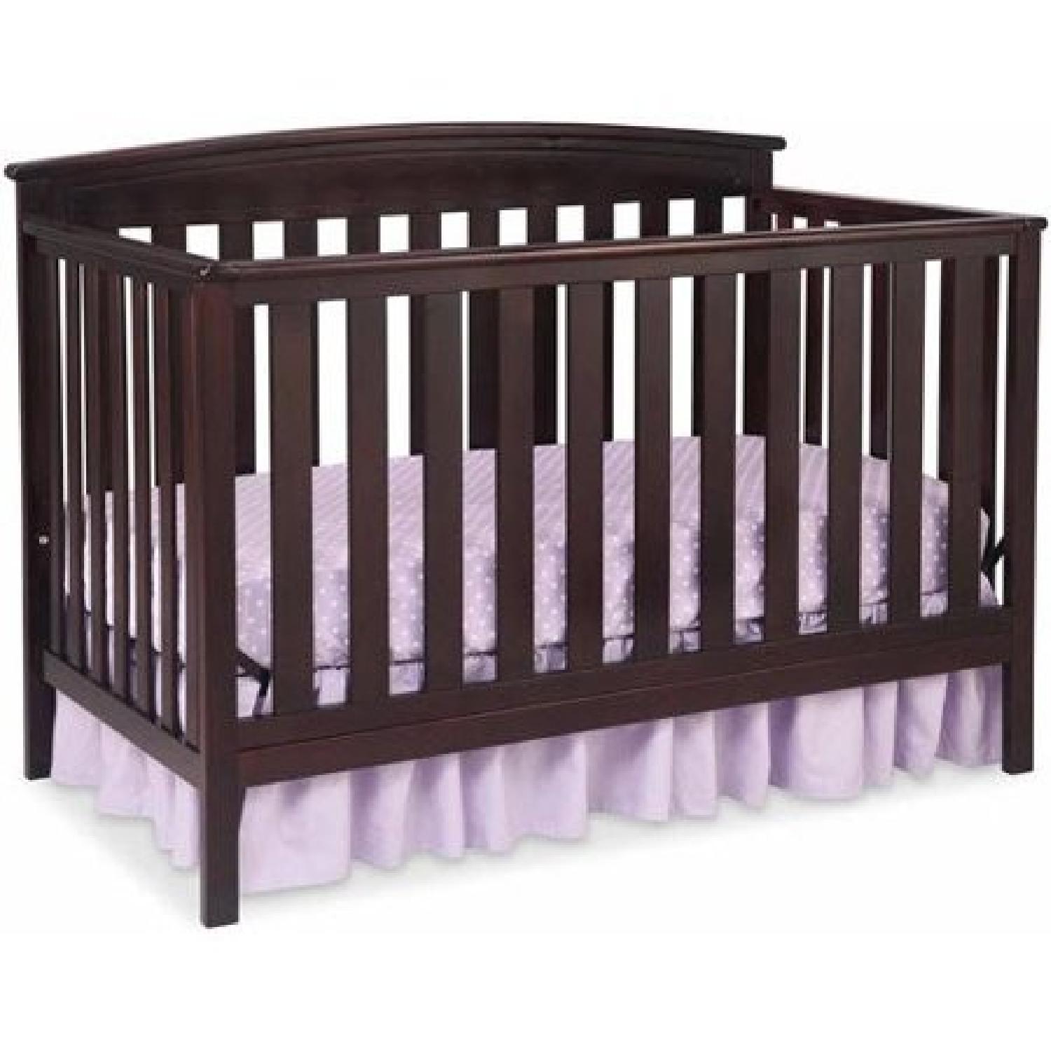 Delta Gateway 4-in-1 Convertible Crib - image-0