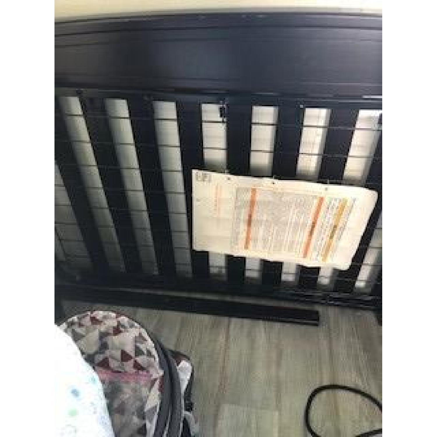 Delta Gateway 4-in-1 Convertible Crib - image-2