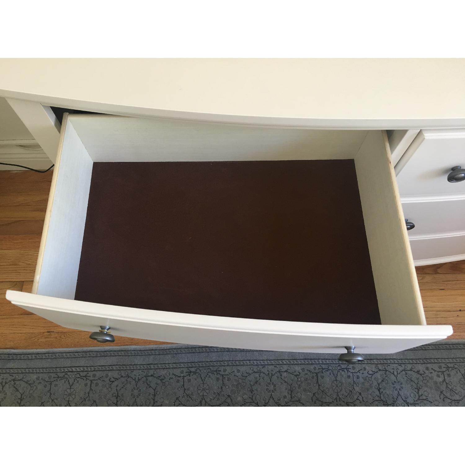 Raymour & Flanigan Kylie White 6-Drawer Dresser - image-4