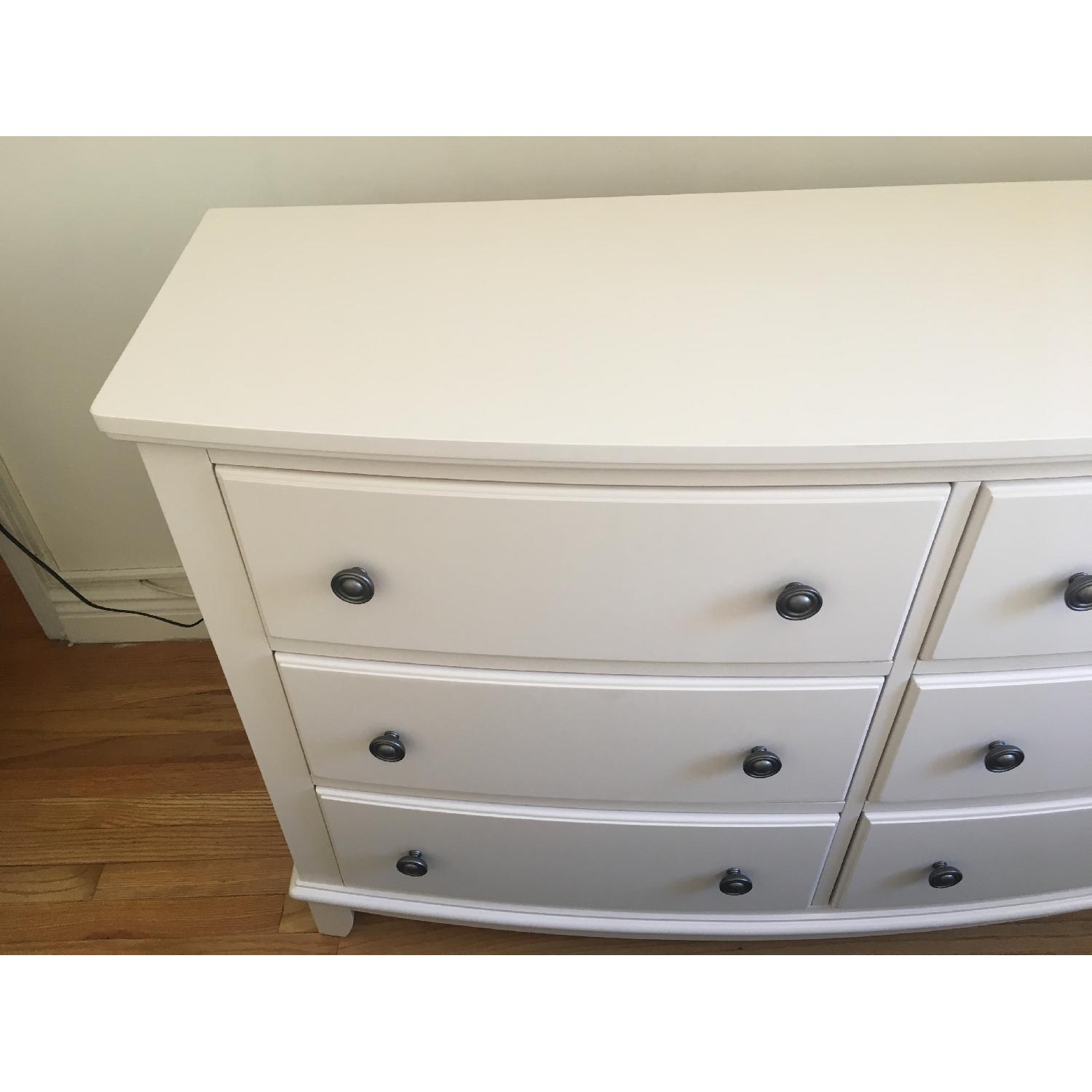 Raymour & Flanigan Kylie White 6-Drawer Dresser - image-5