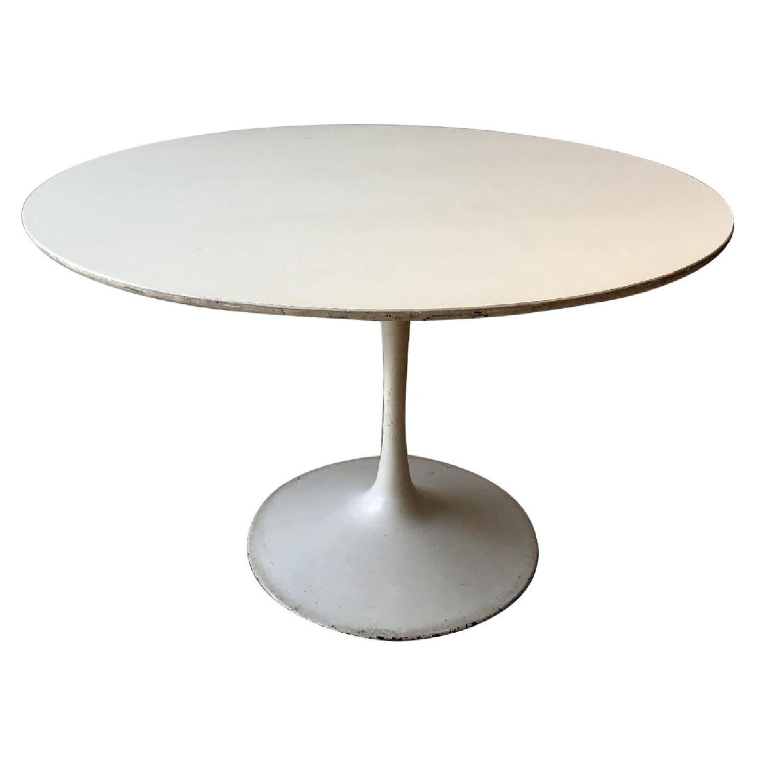 Replica Tulip Table AptDeco
