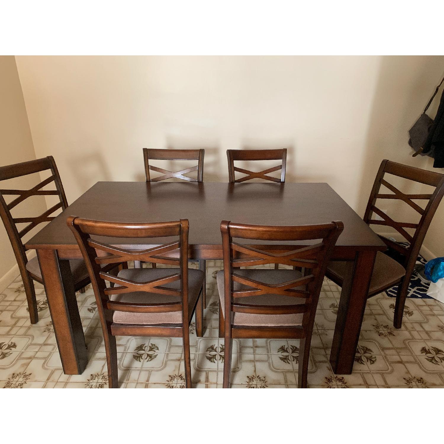 Standard Furniture Redondo Casual 7Piece Dining Set AptDeco
