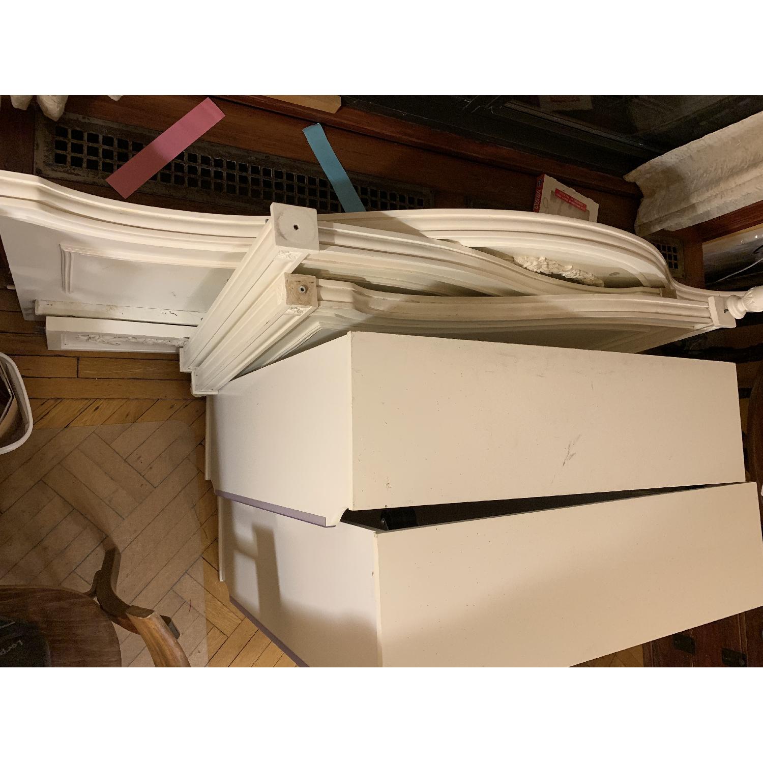 Stanley Furniture DayBed w/ Trundle - image-3