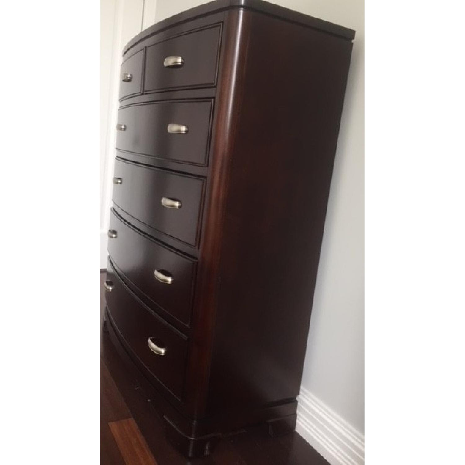 Raymour & Flanigan 6Drawer Dresser AptDeco