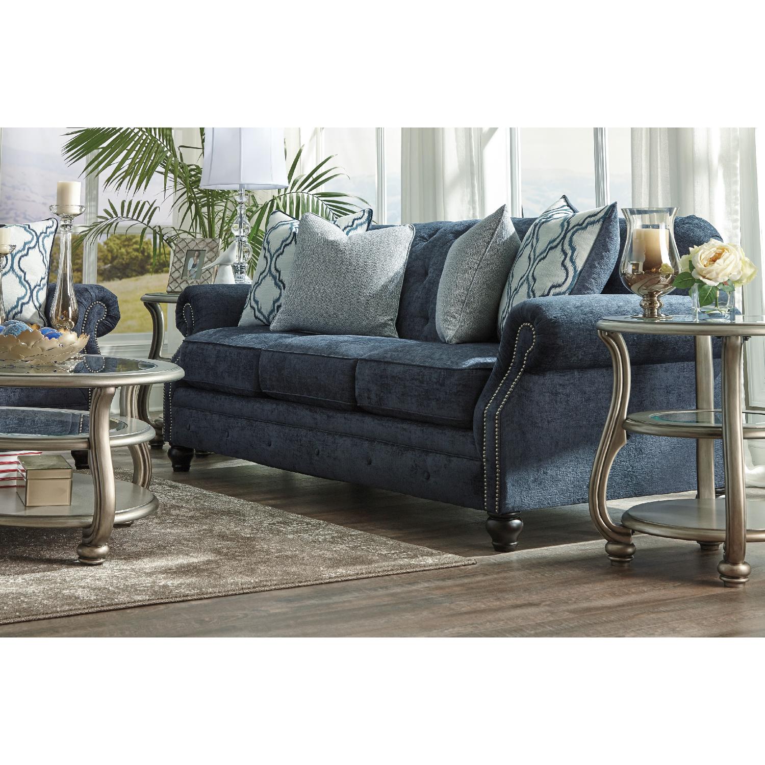 Ashley's Lavernia 3-Seater Sofa - image-1