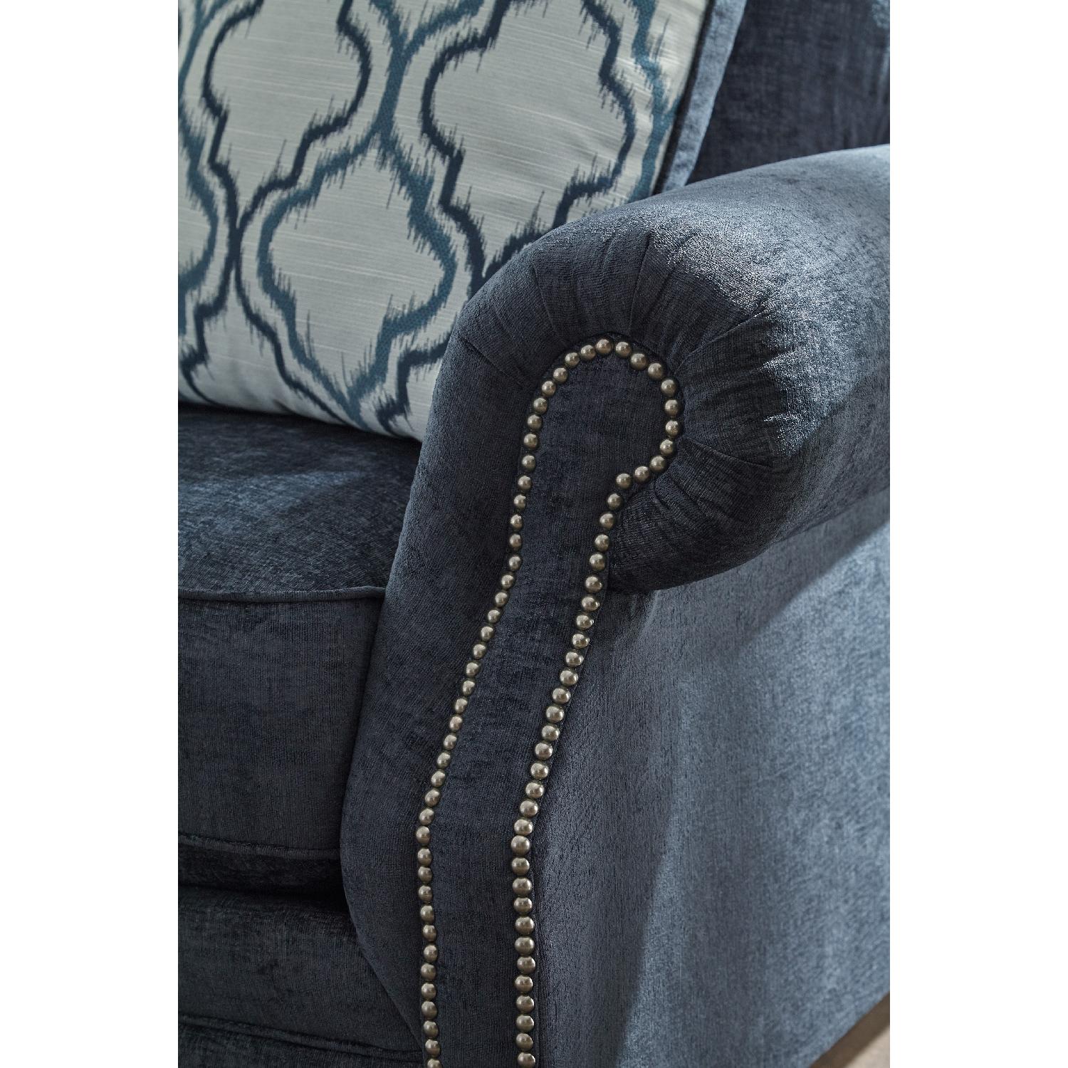 Ashley's Lavernia 3-Seater Sofa - image-7