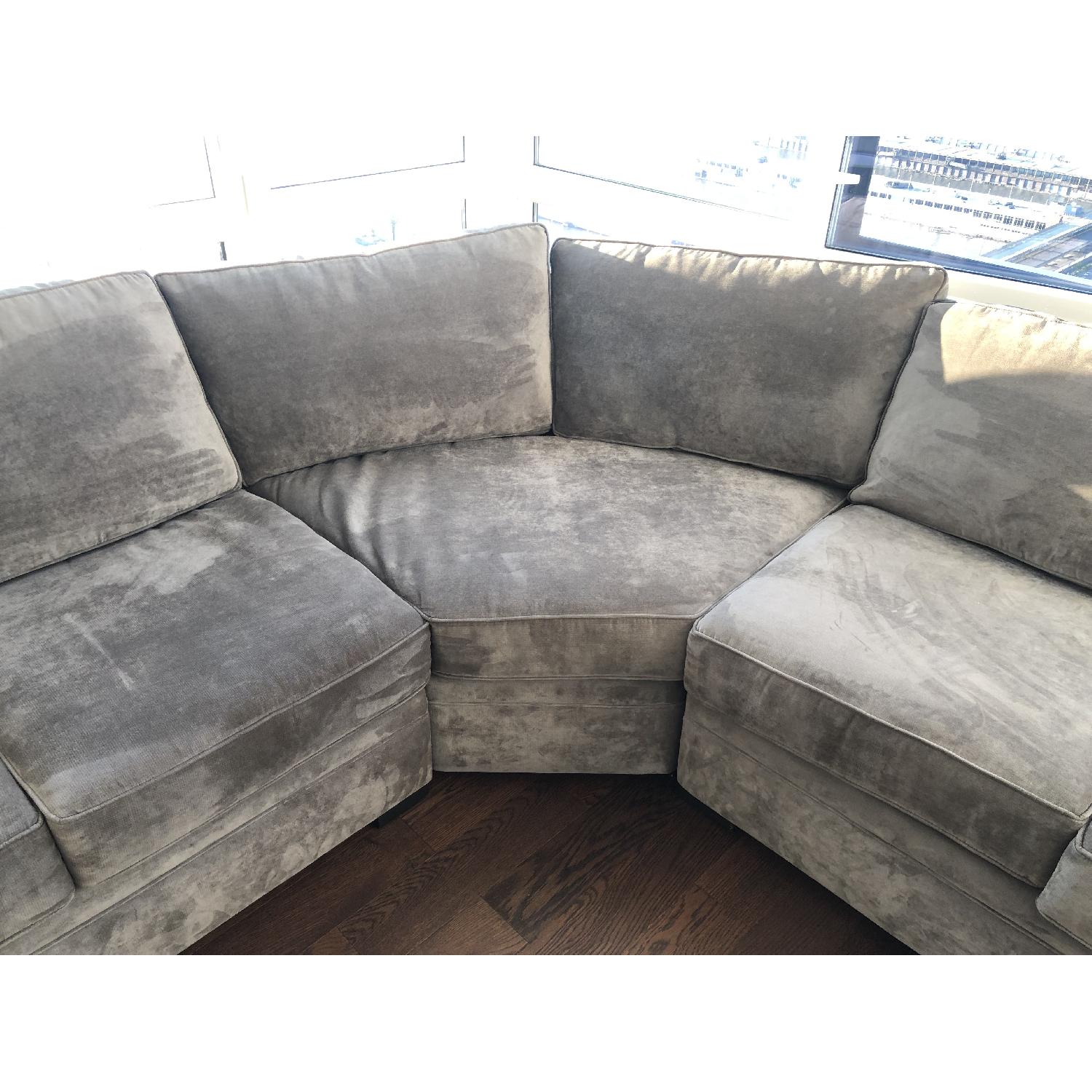 Raymour & Flanigan Artemis II Grey 3 Piece Sectional Sofa - AptDeco