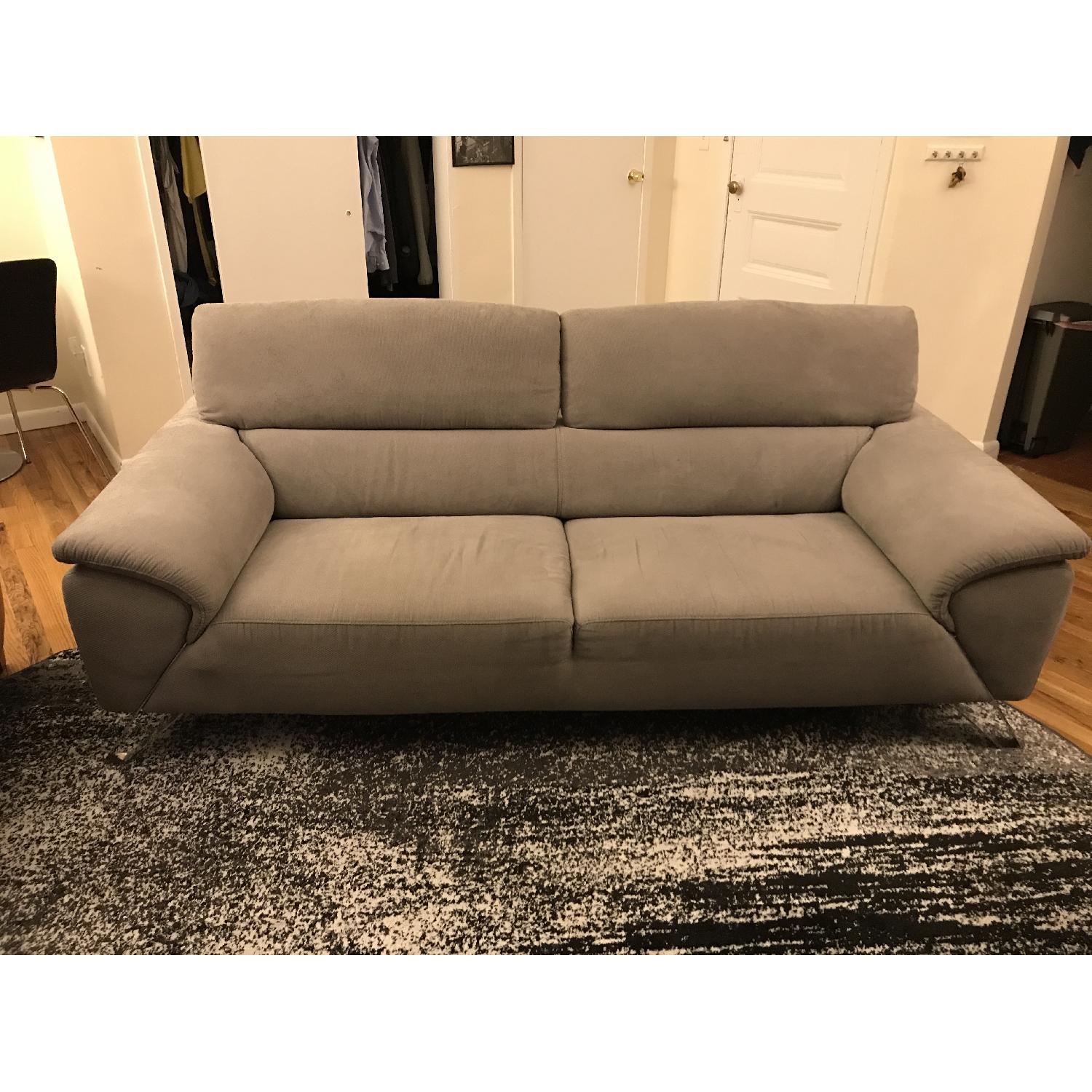 Nicoletti Tesla Two-Seater Sofa in Light Grey - image-2