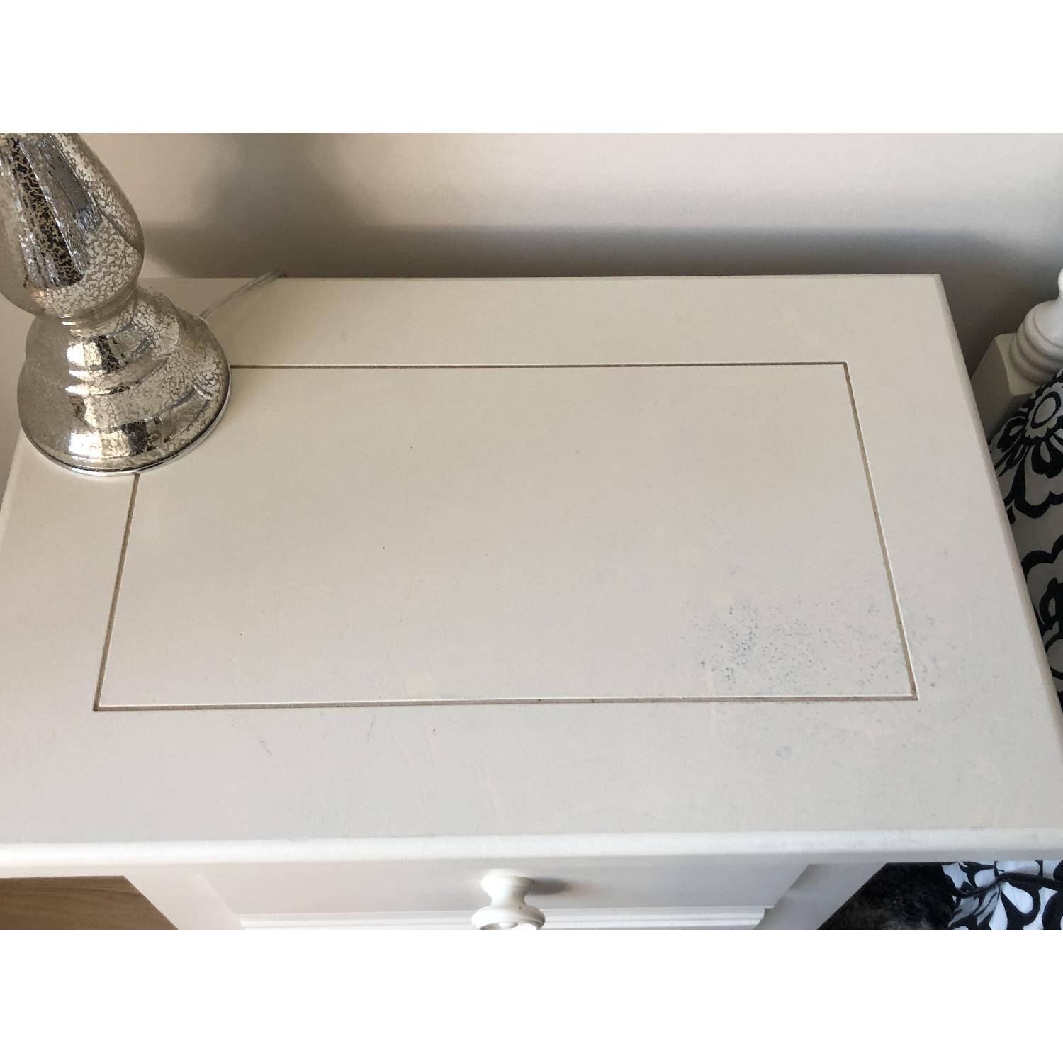 Broyhill Off-White/White Nightstand - image-2