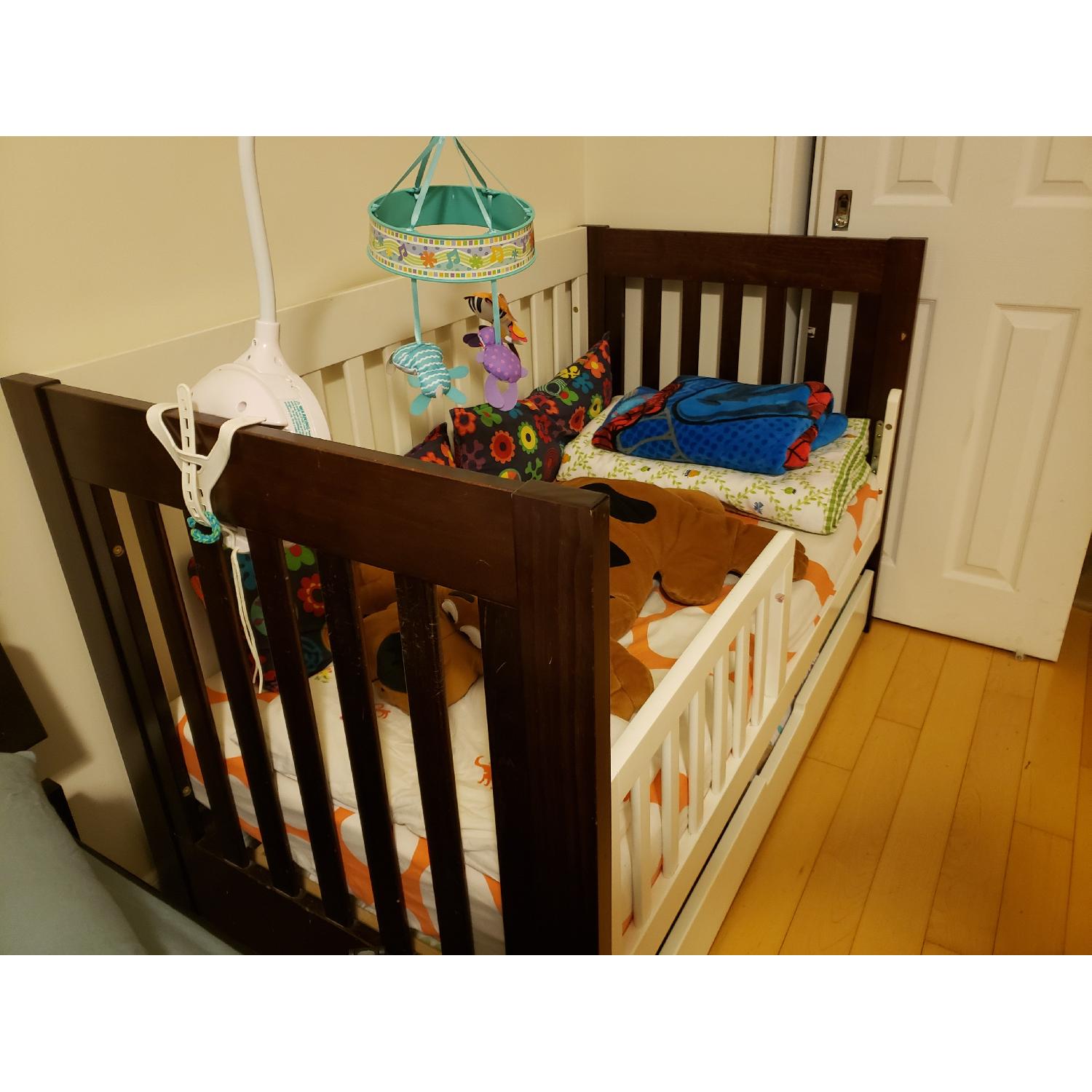 Wood Convertible Crib - image-1
