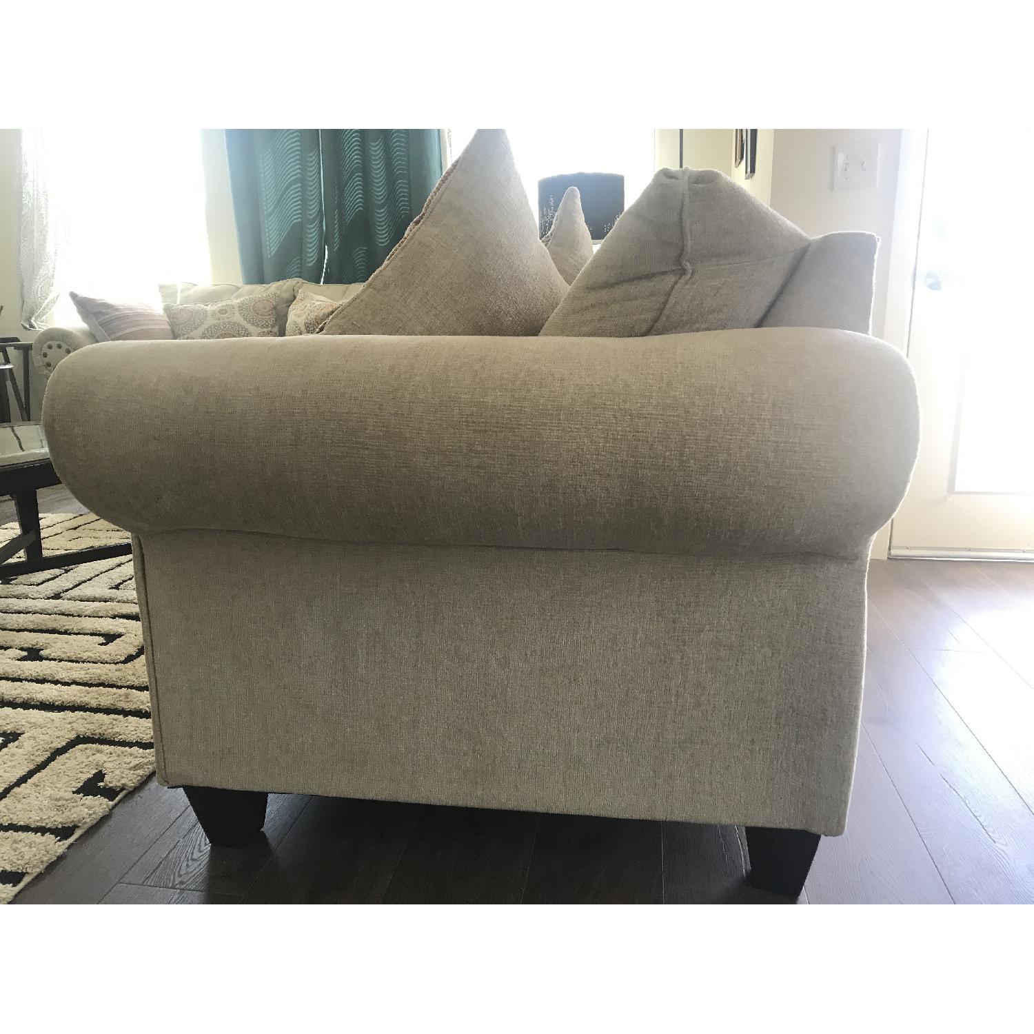 Artisan Home 3 Seater Sofa w/ Matching Pillows - image-5