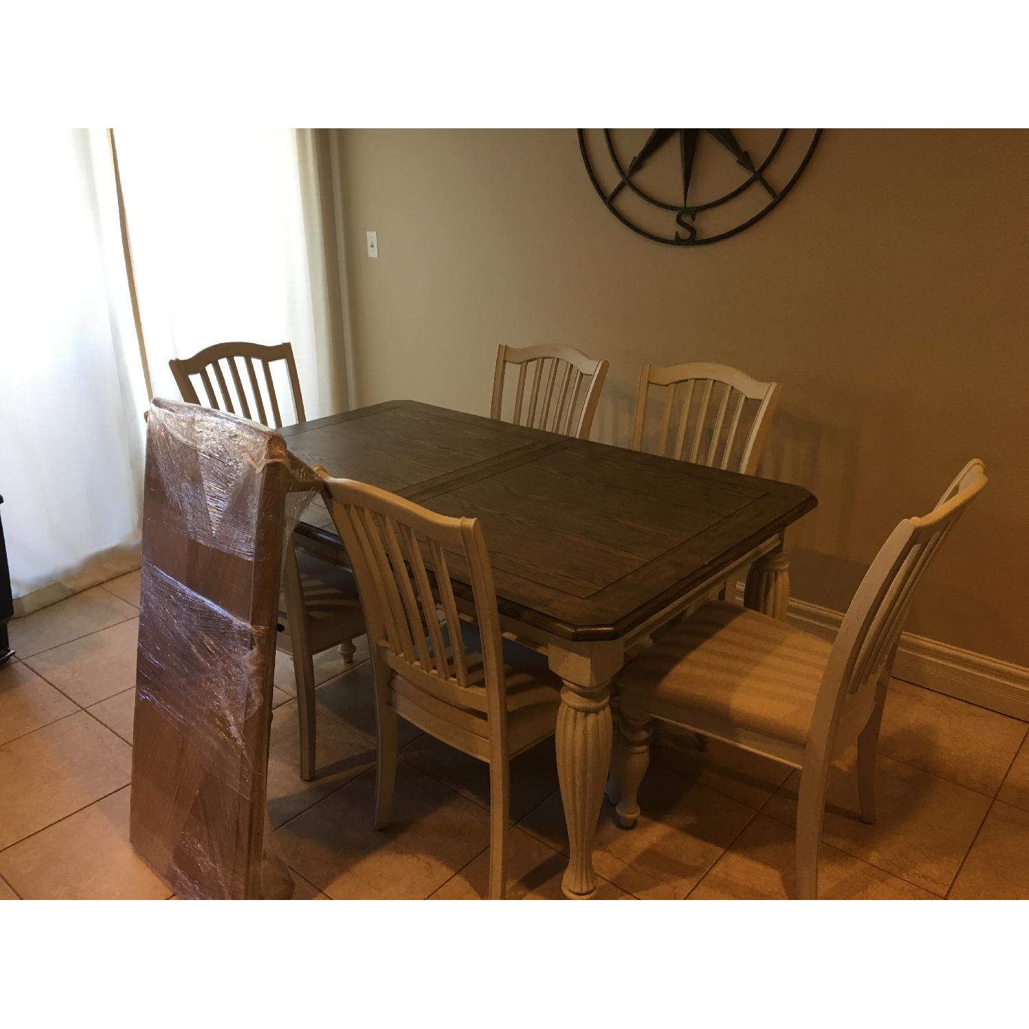 Raymour & Flanigan Fair Harbour 7-Piece Dining Set - image-2