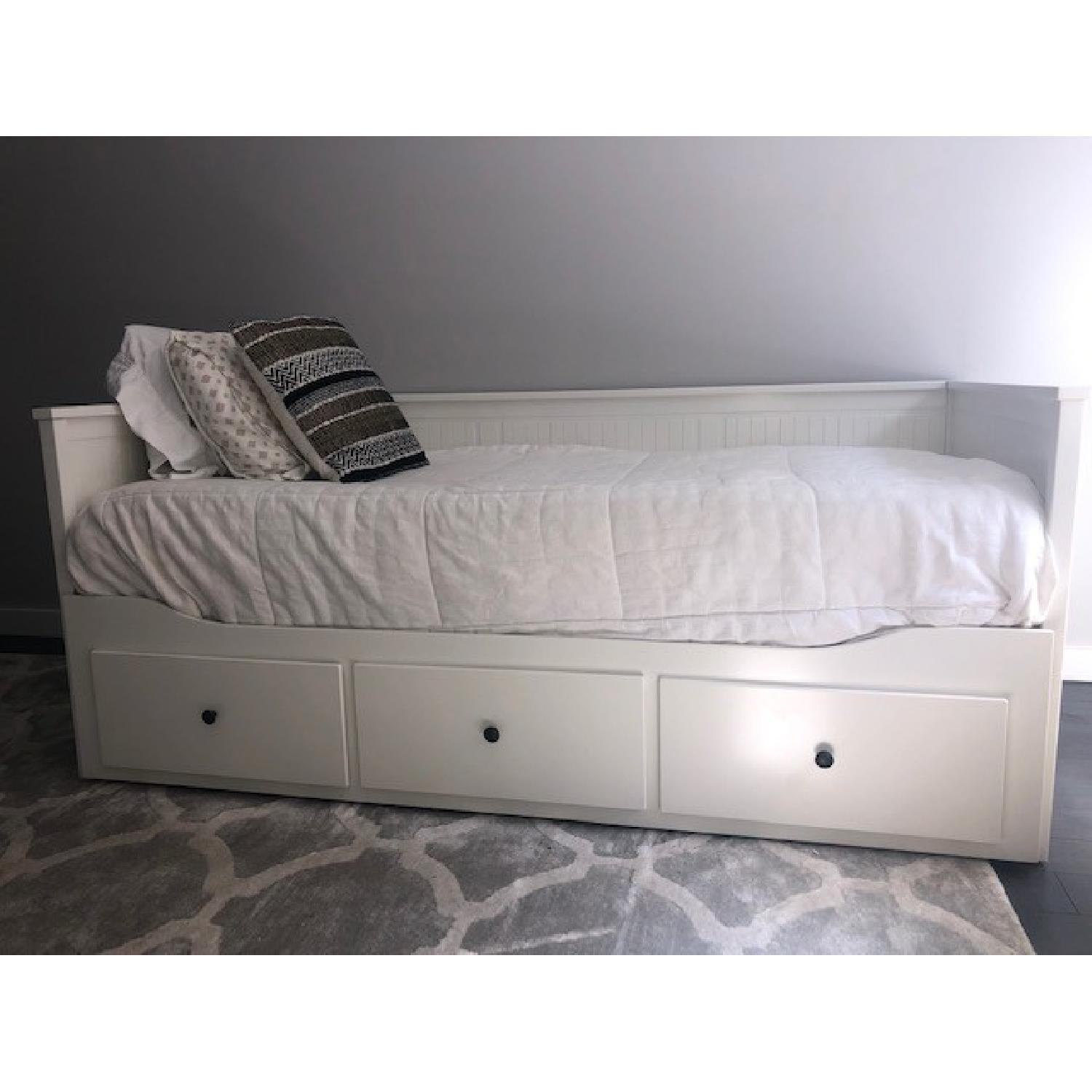Ikea Hemnes Daybed w/ 3 Drawers AptDeco