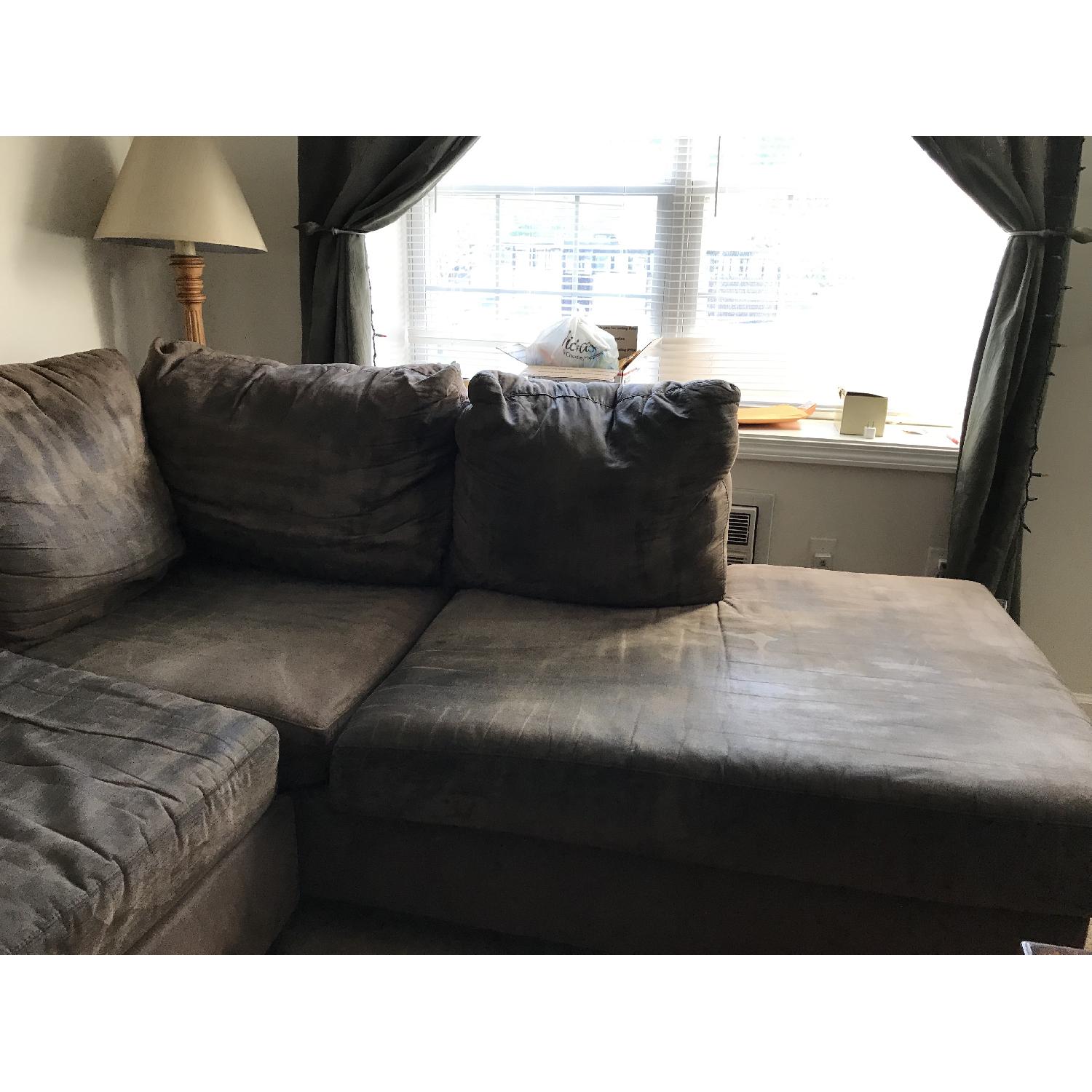 Contemporary 2-Piece Sectional Sofa in Grey Fabric - image-3