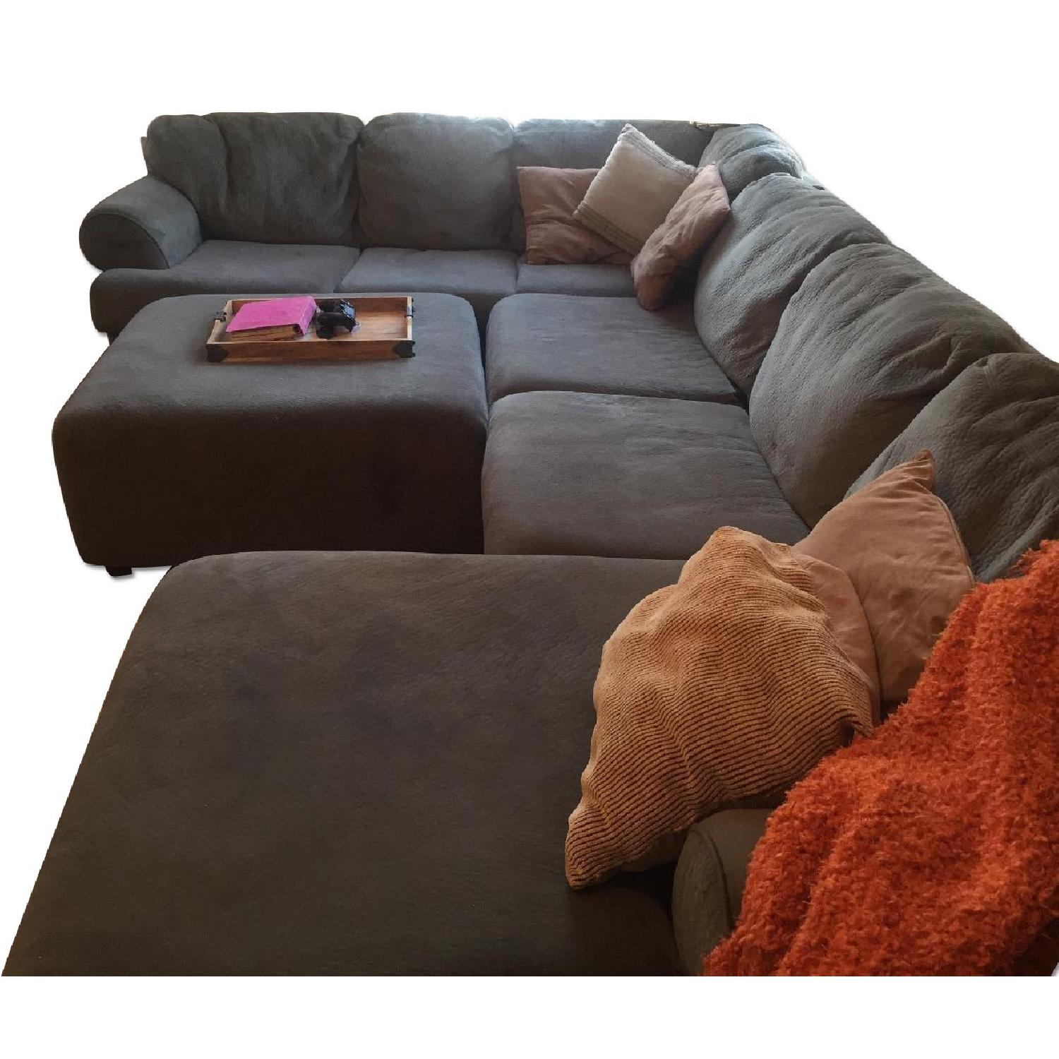 Ashley's 3 Piece Chaise Sectional Sofa & Ottoman - image-0