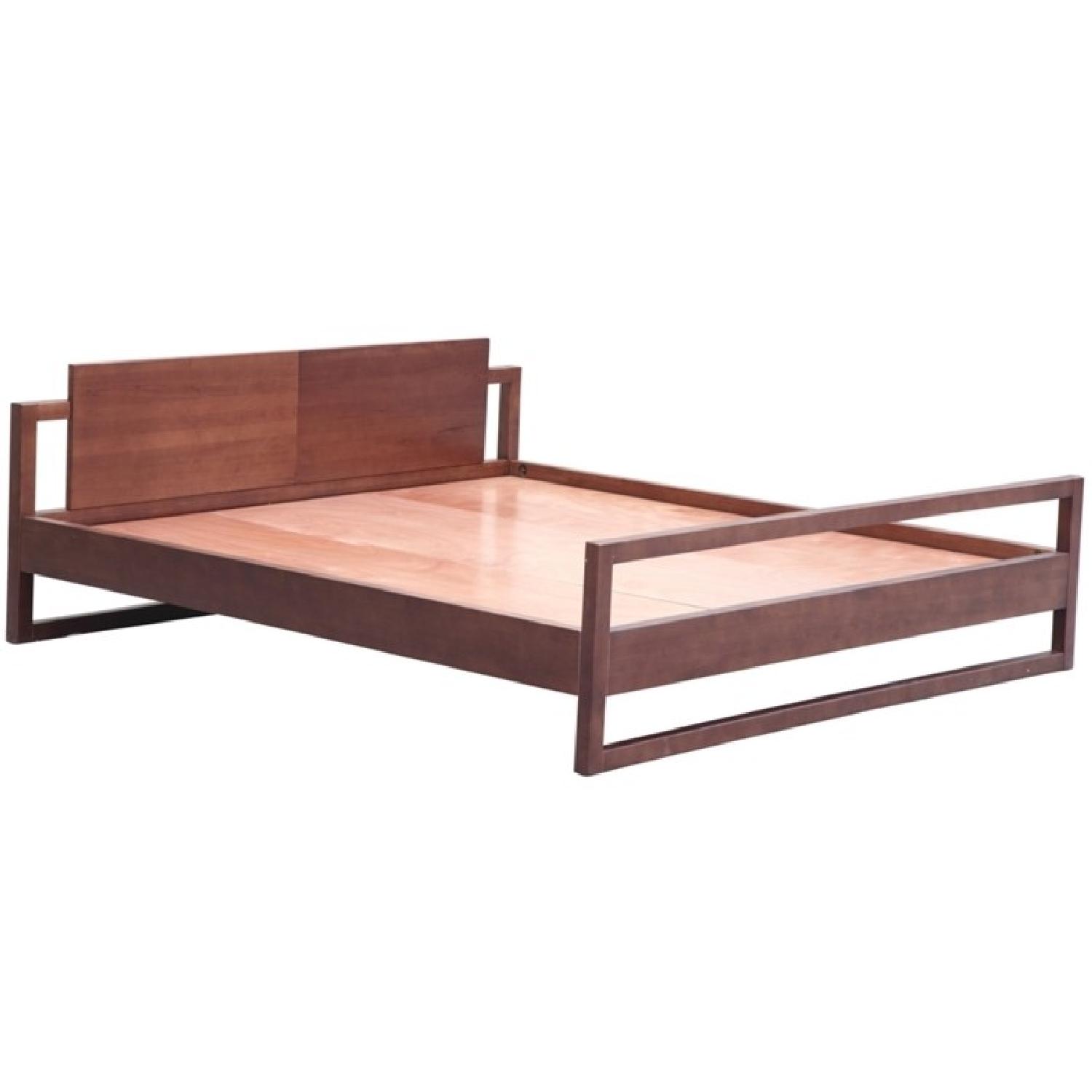 Retro Style Solid Wood Platform Queen Bed Finished In Walnut AptDeco