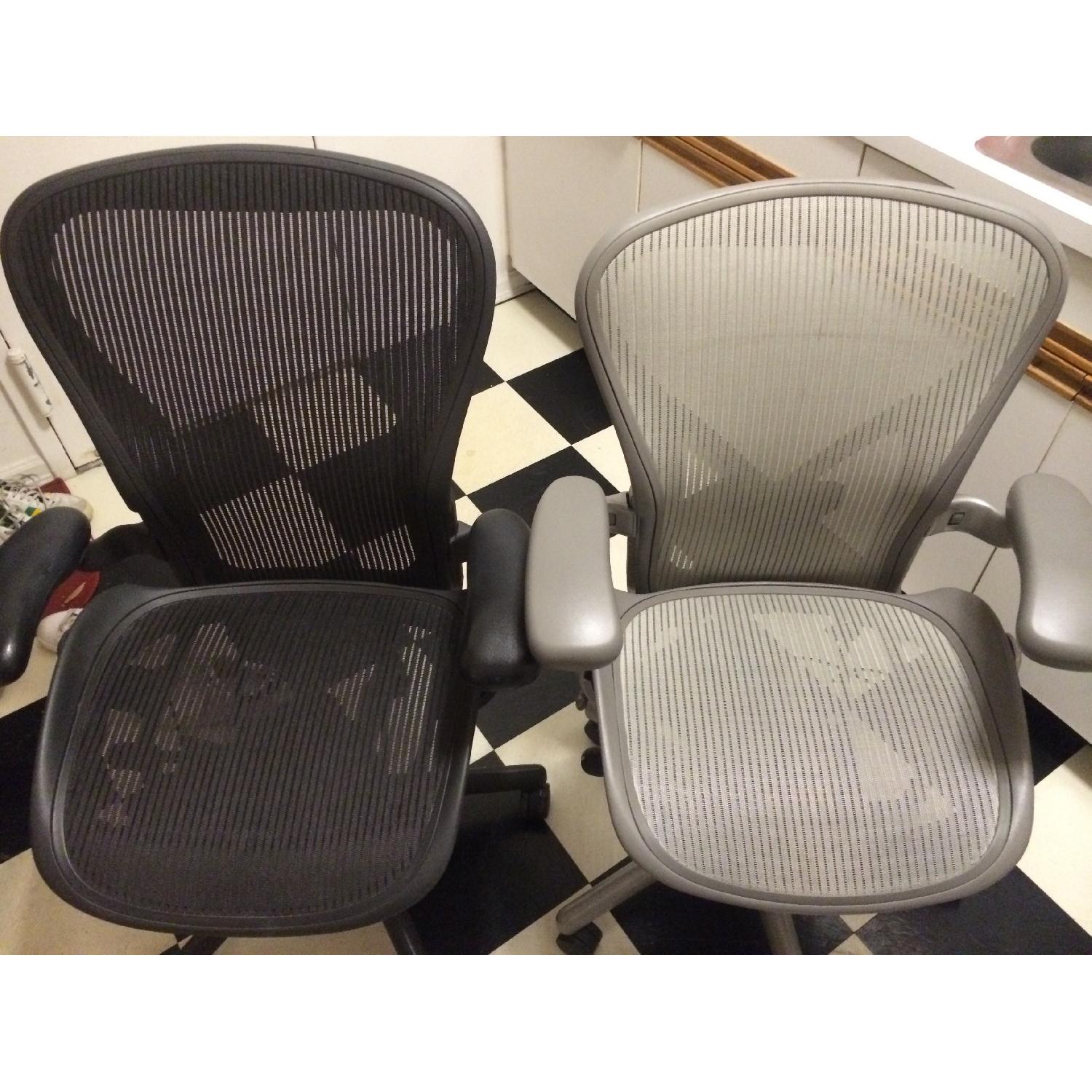 Herman Miller Aeron Chair - image-14