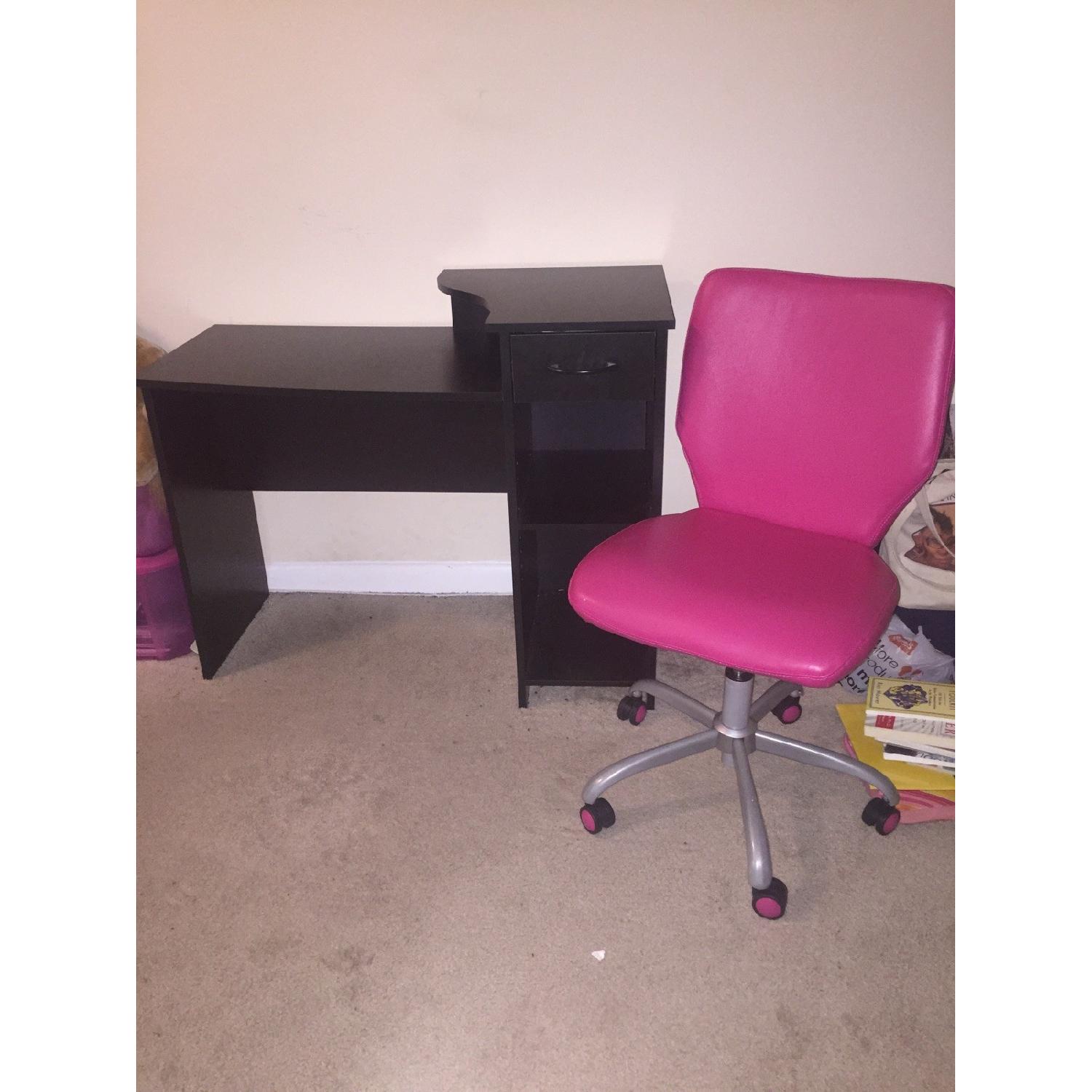 Computer Table & Chair AptDeco