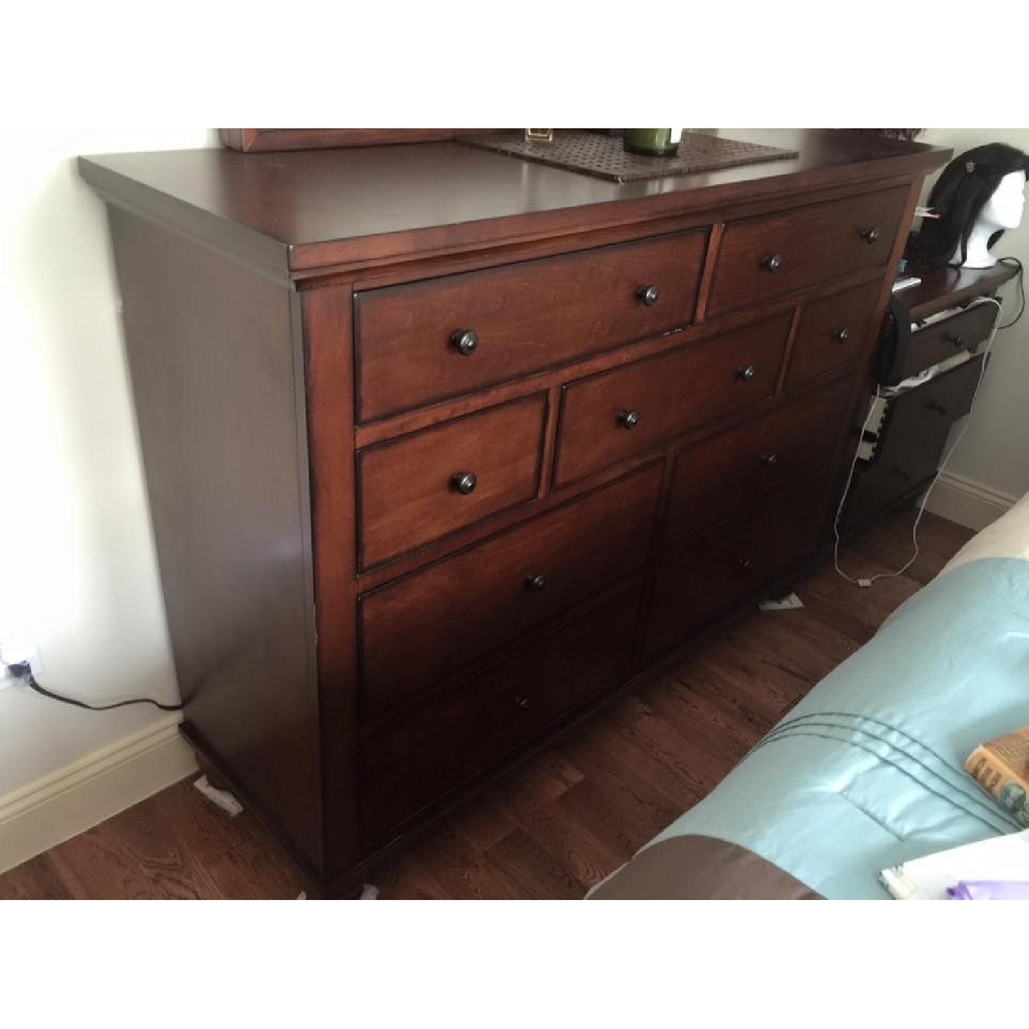 Ashfield Bedroom Set - image-2