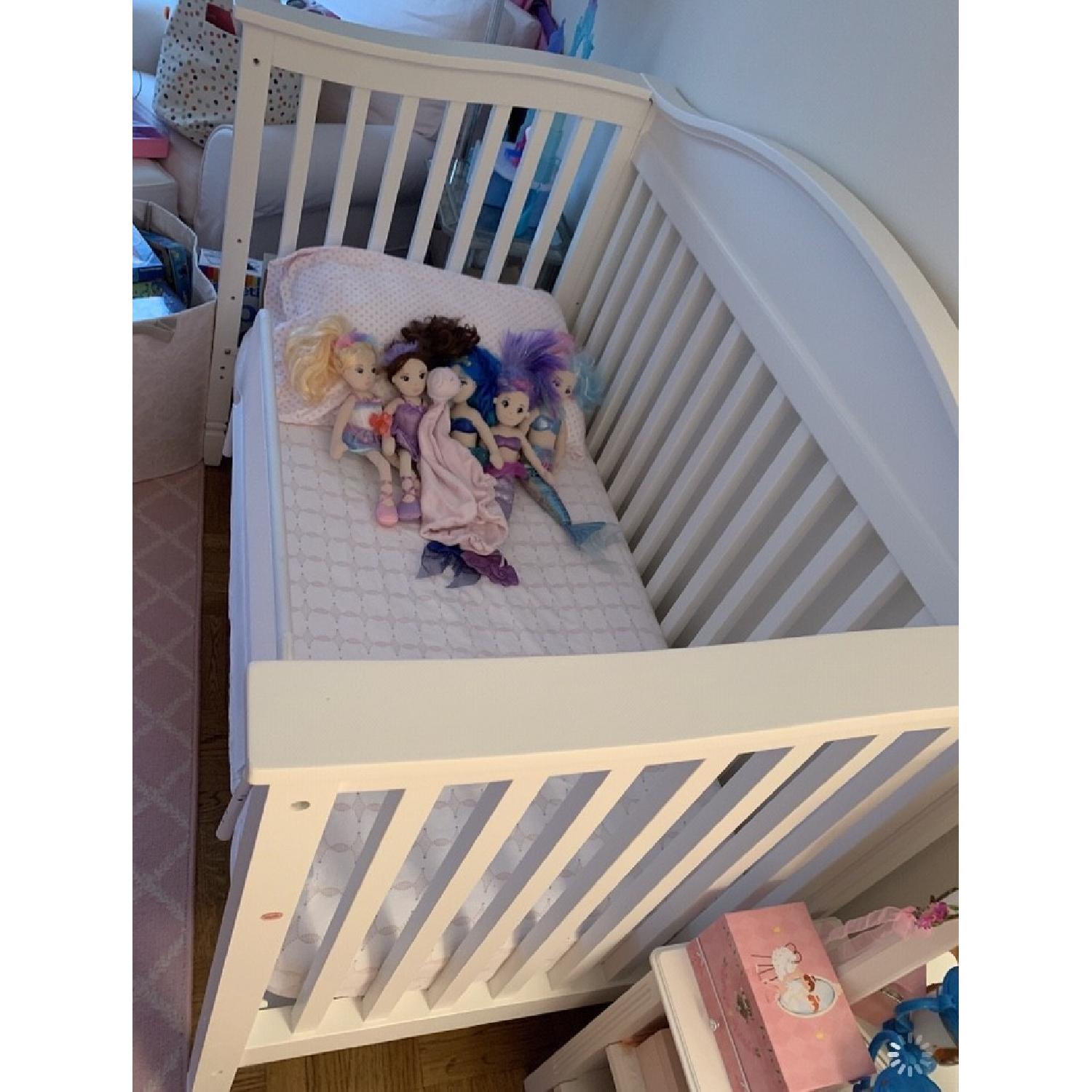 Pottery Barn Madison 3-in-1 Fixed Gate Crib - image-2
