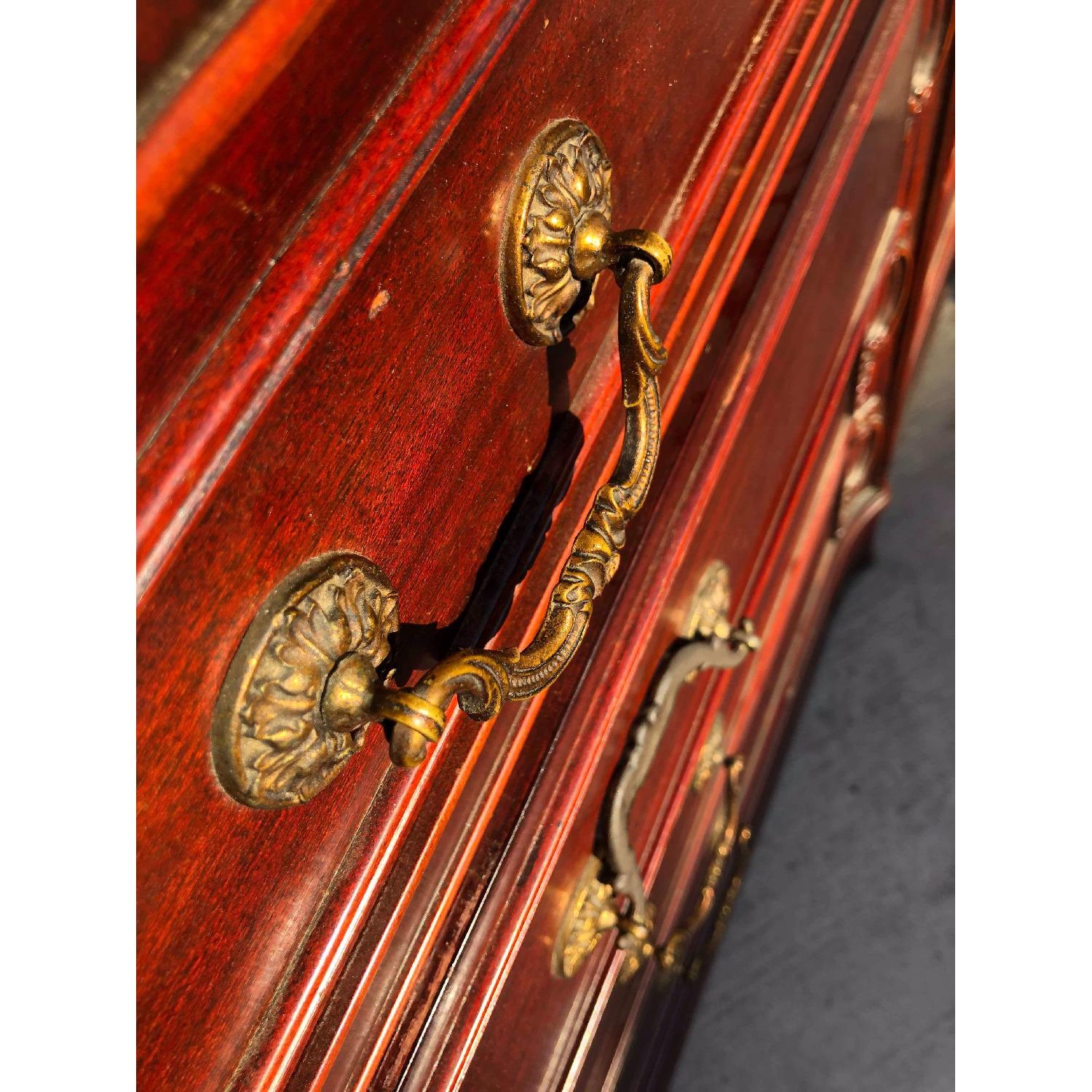 Antique 1930s Cherry Wood Leather Front 8 Drawer Dresser - image-12