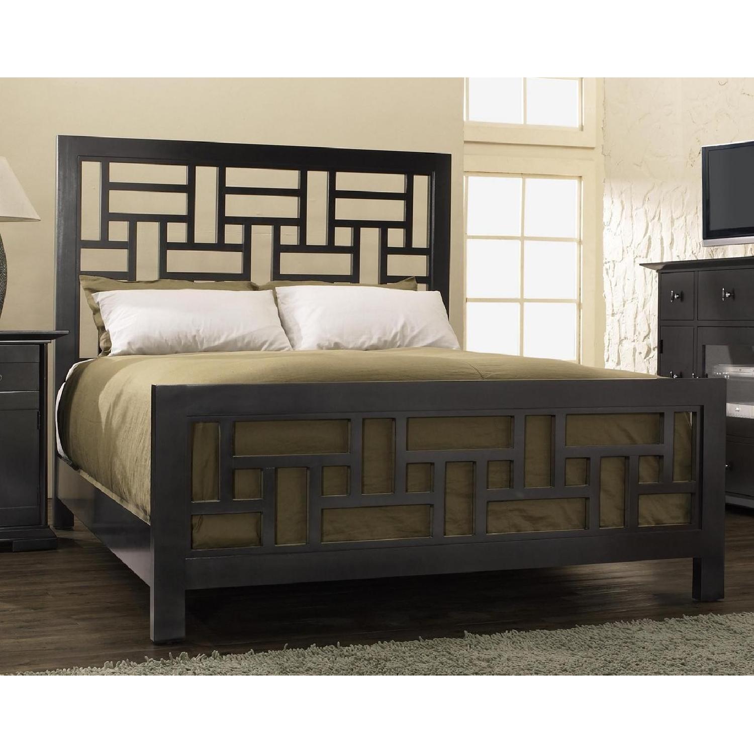 Broyhill Perspectives Lattice King Bed - image-2